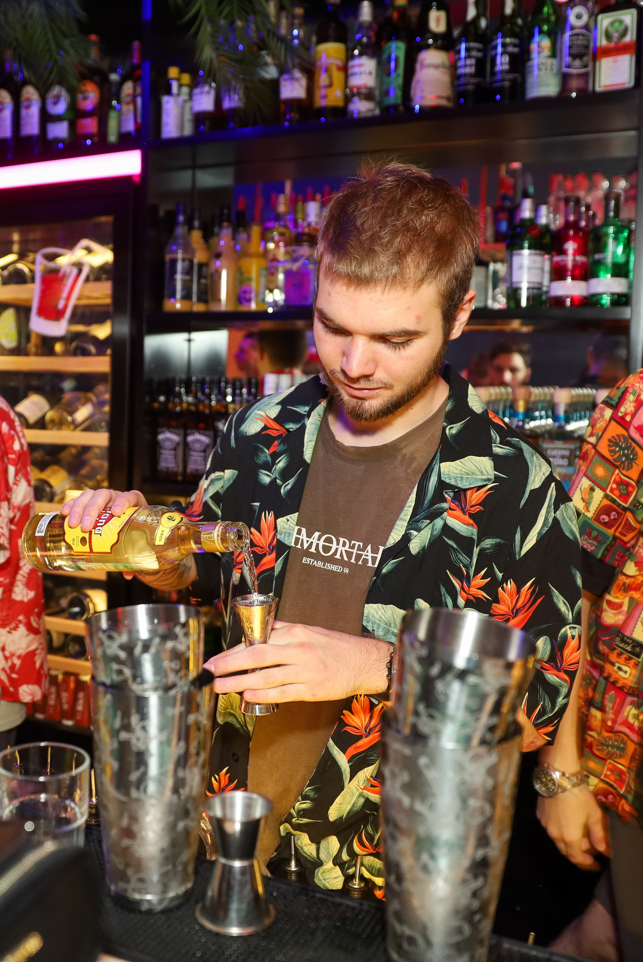 Вечеринки ALOHA BAR. Фотограф мероприятий Ирина Каширина