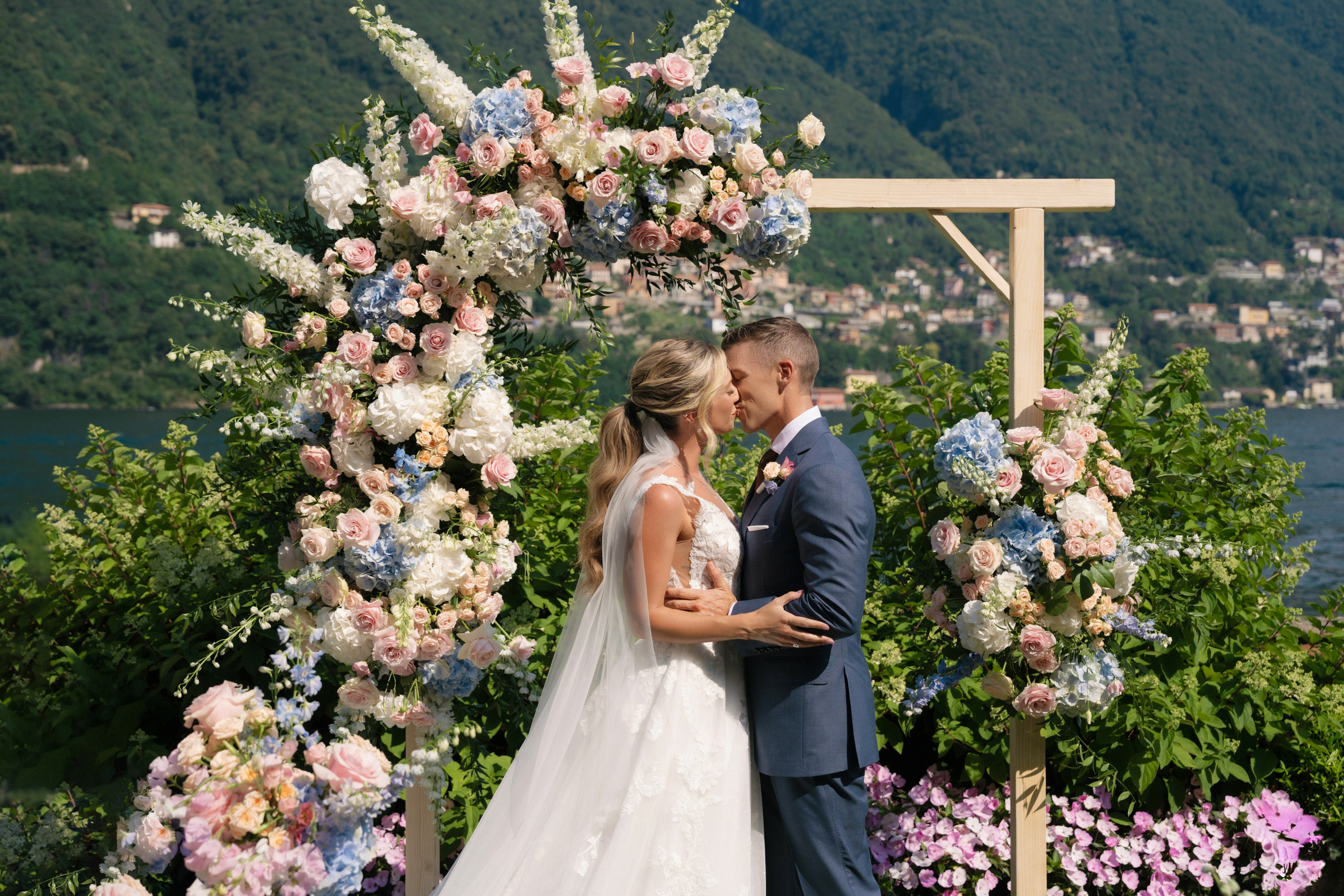 Villa Regina Teodolinda Wedding Day. Valeria Coconova Photographer Italy Como Milan