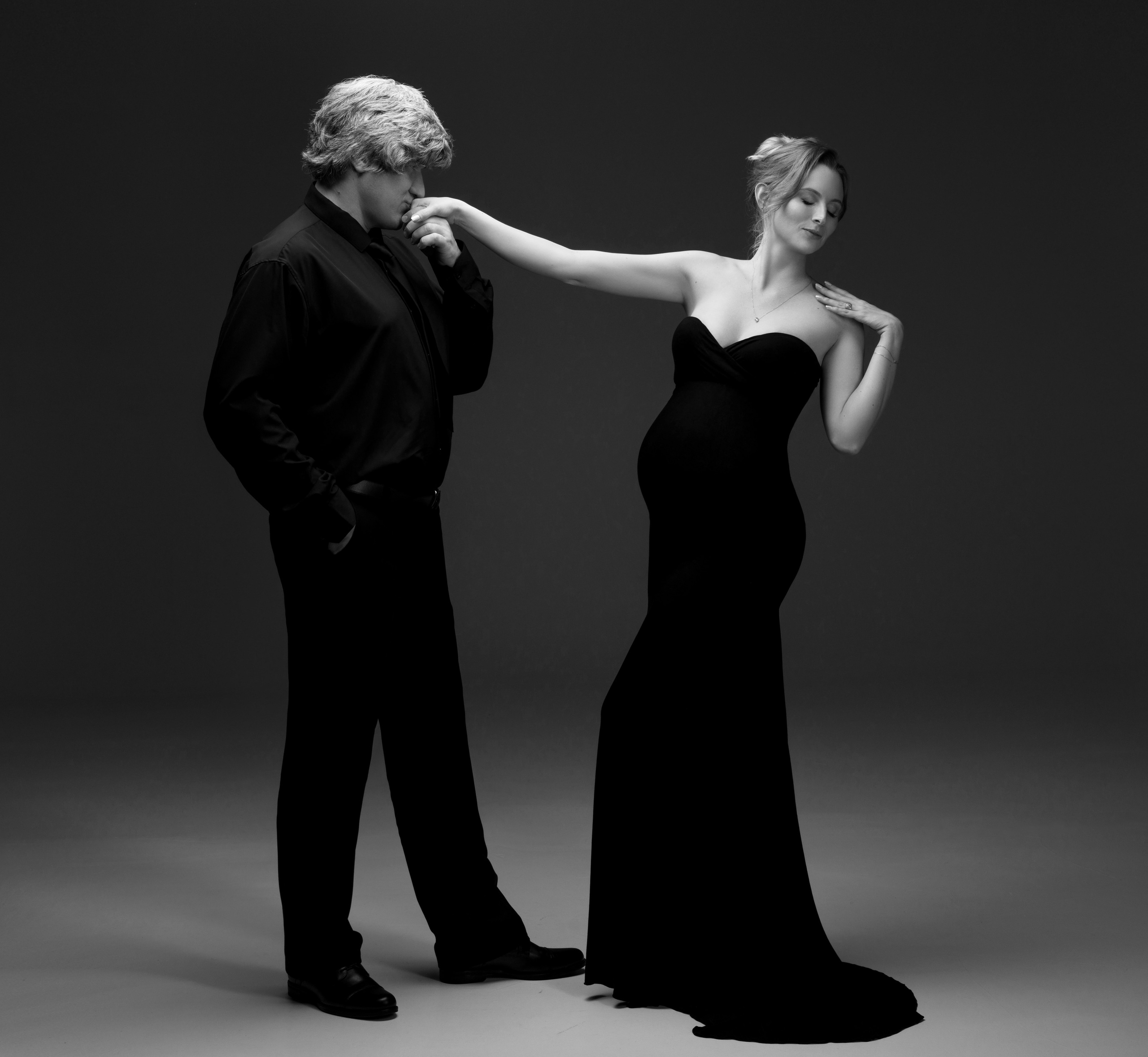 ChКаталог платьев беременных Chanel