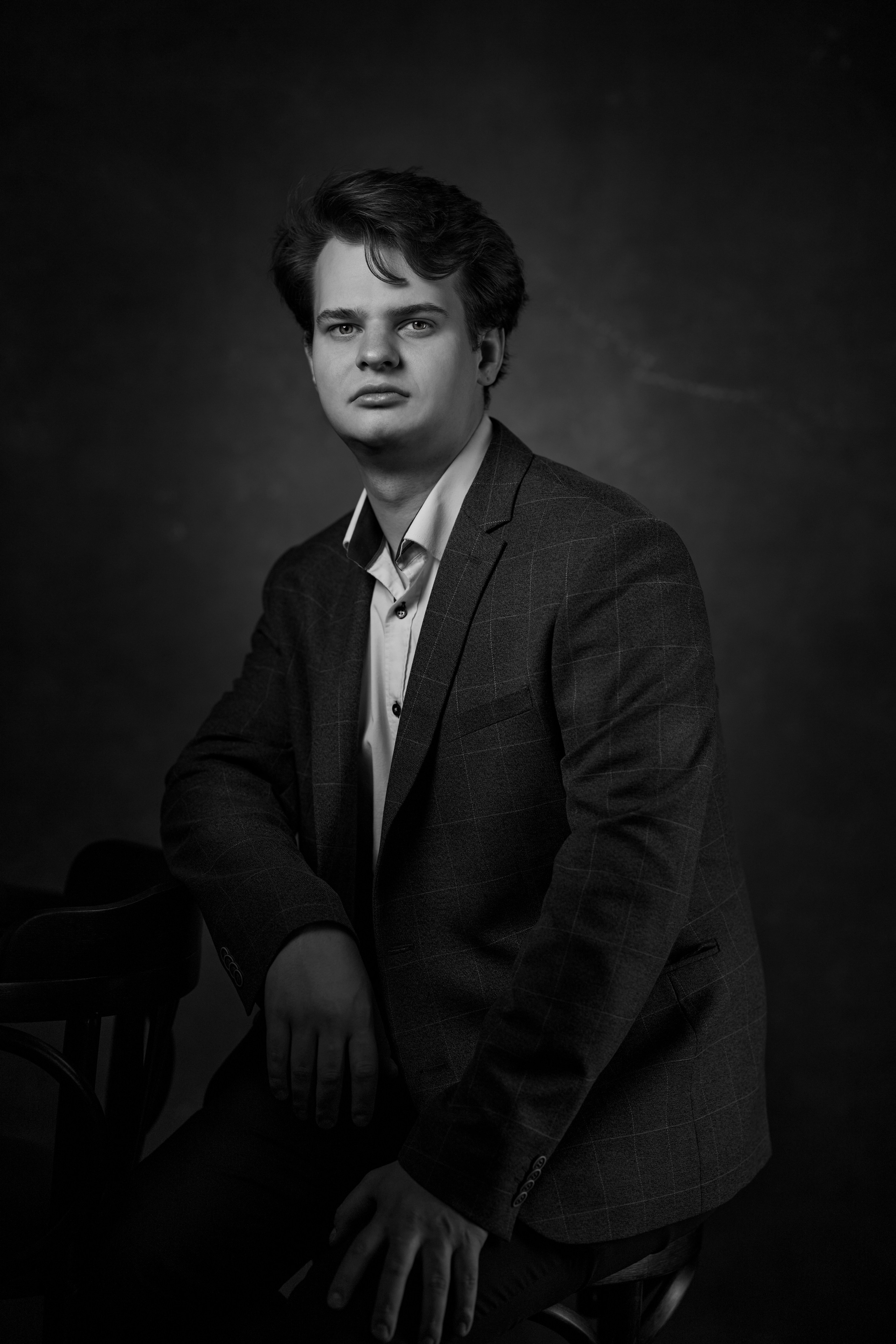 Александр. Студия «Портрет»