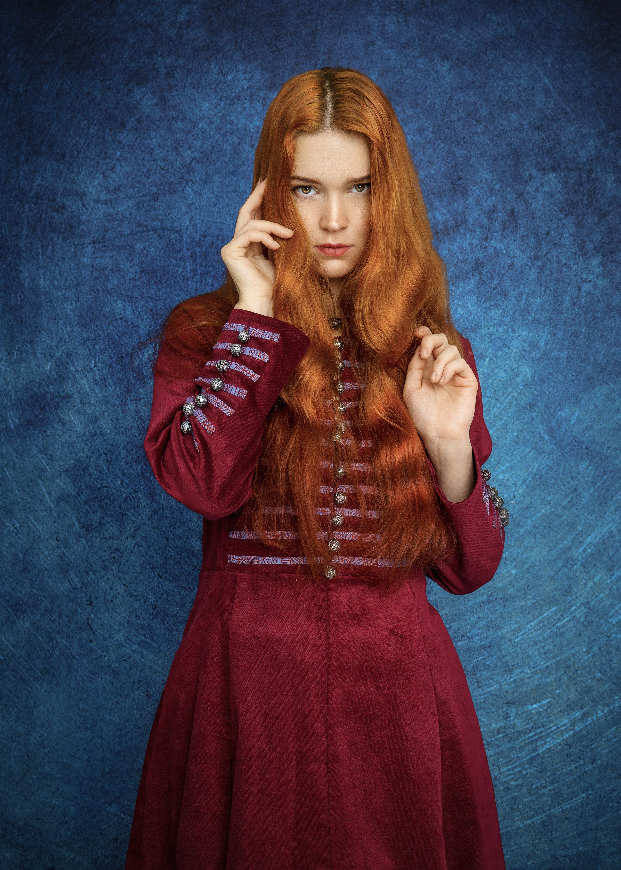 Зимний фотопроект с платьями дизайнера Кати Макаровой