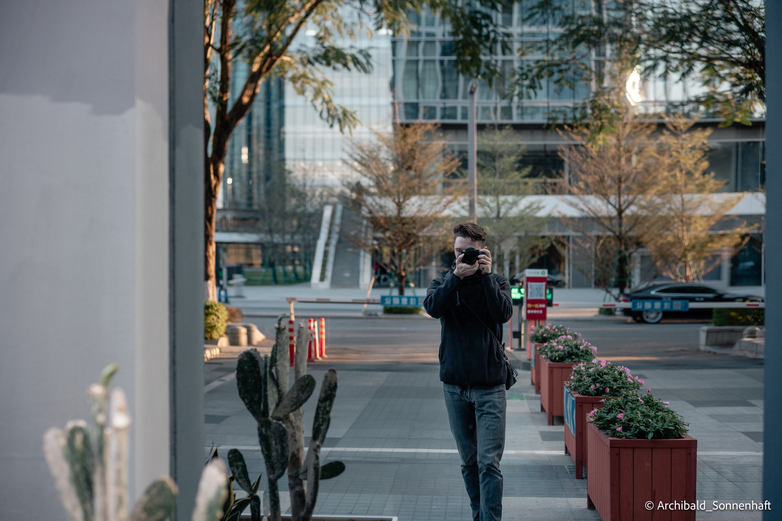 He Art Museum in GZ. Photographer in Guangzhou, China. Archibald Sonnenhaft