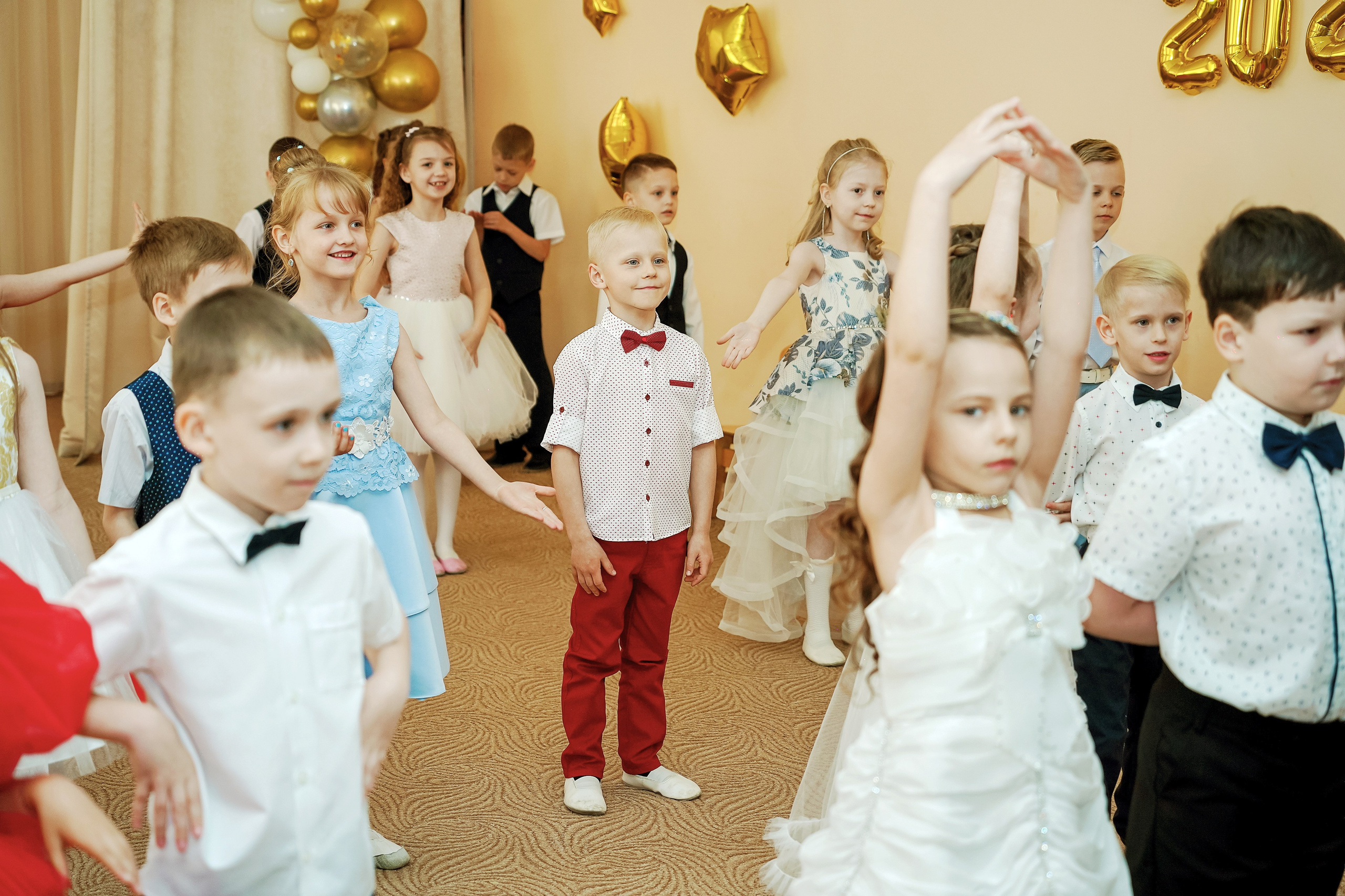 Фотосъемка видеосъёмка фотограф видеооператор новогодних утренников  в. Фотограф, видеооператор Нина Коршунова