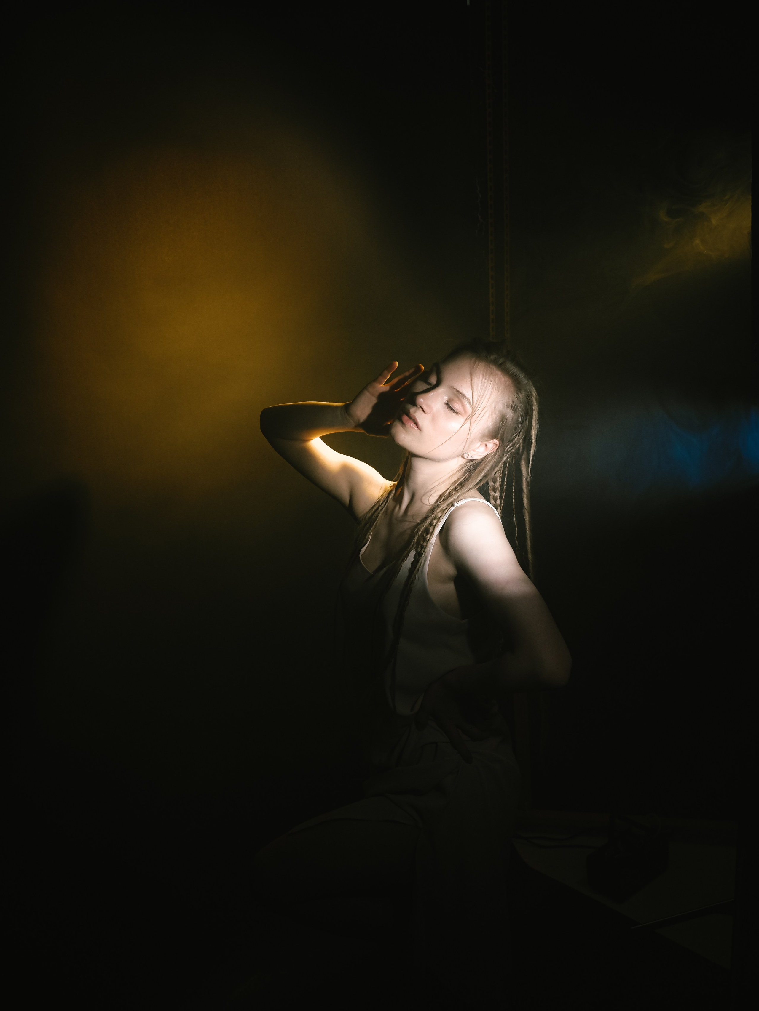 Студийный свет — дым. Фотограф Рязань. Семейный Свадебный фотограф