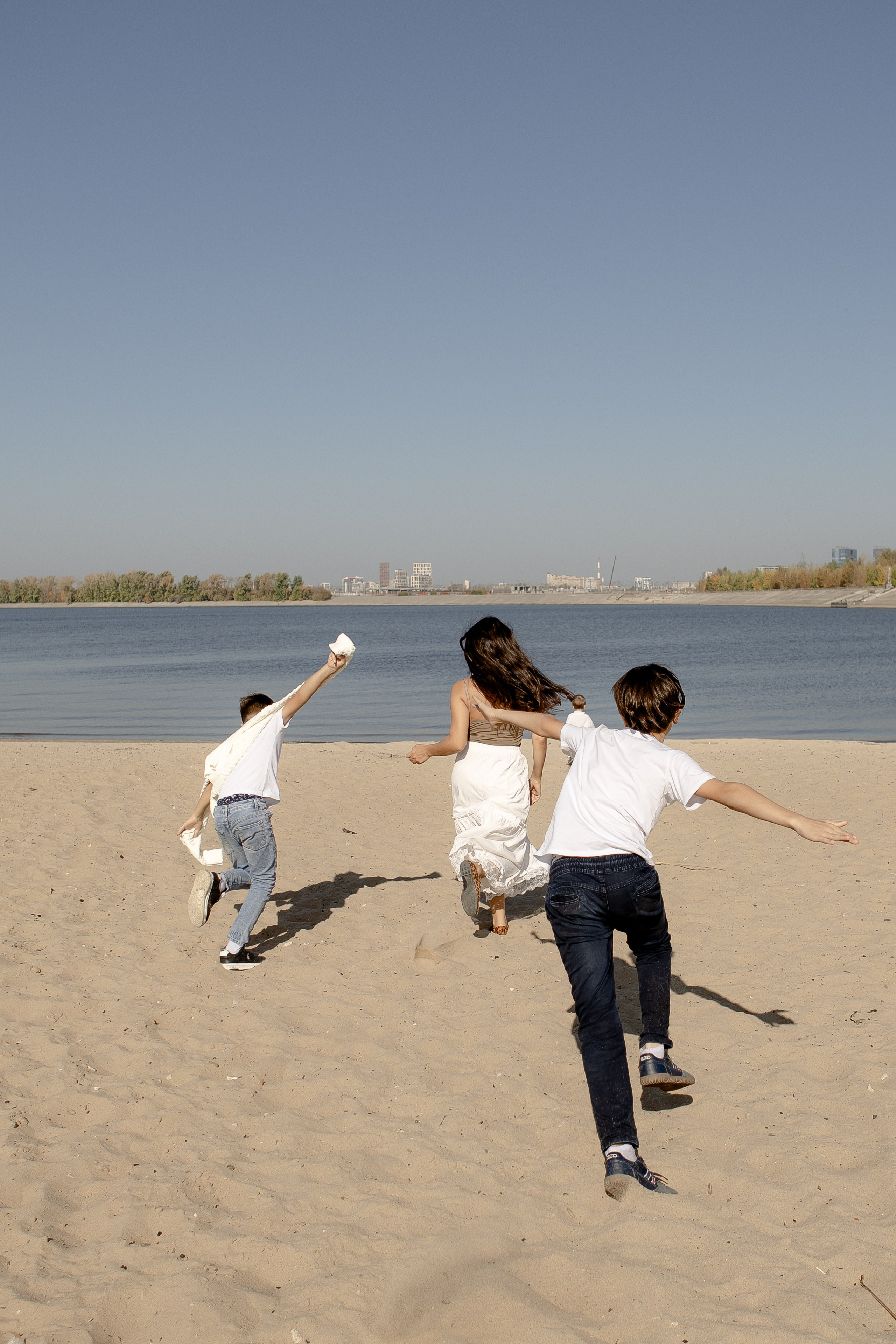 Ляйсан с мальчишками. Фотограф в Казани.Снимаю индивидуальные портреты, love story и свадьбы