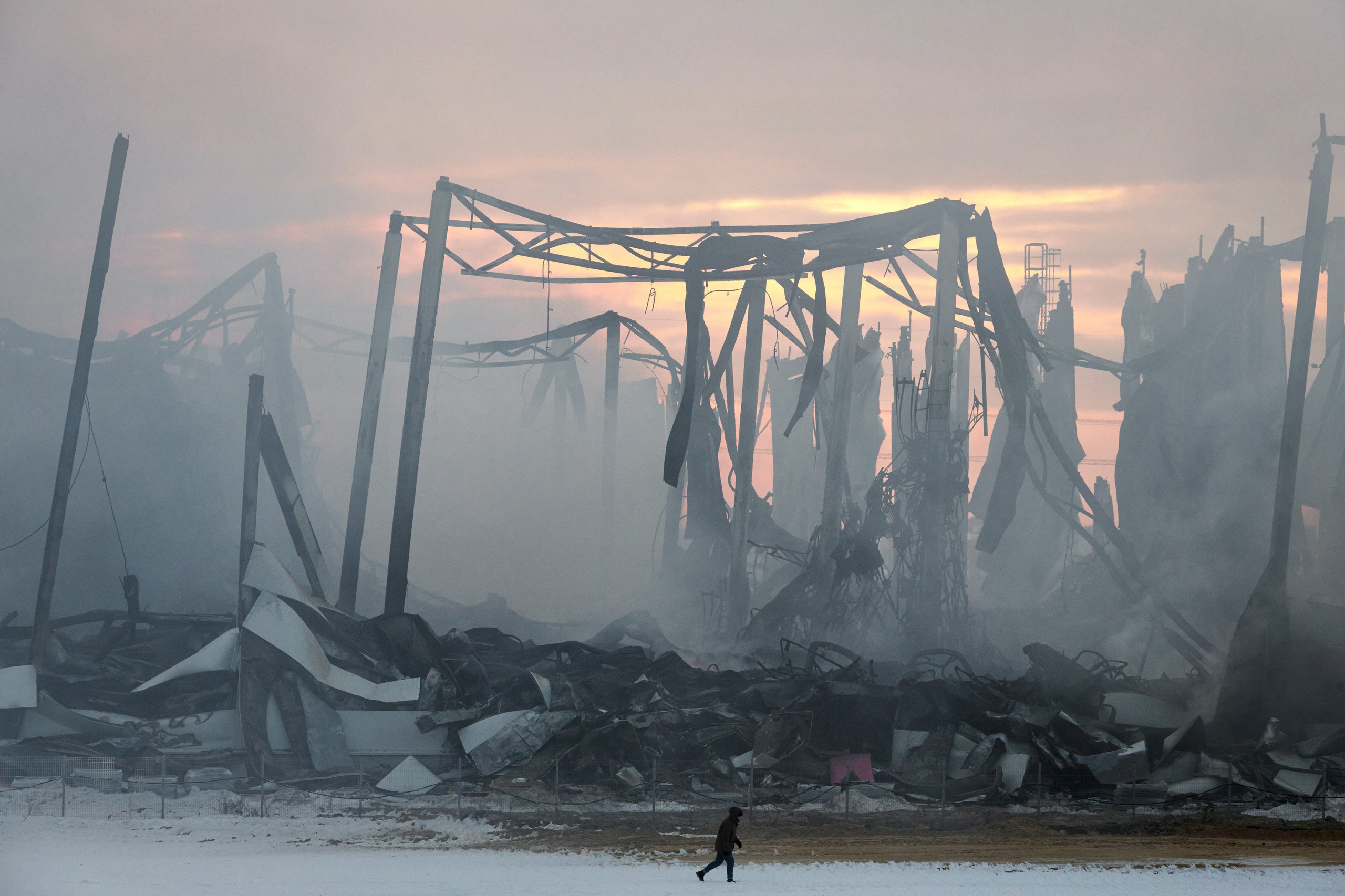 The Wildberries warehouse on the morning after the fire. St. Petersburg, January 14, 2024.