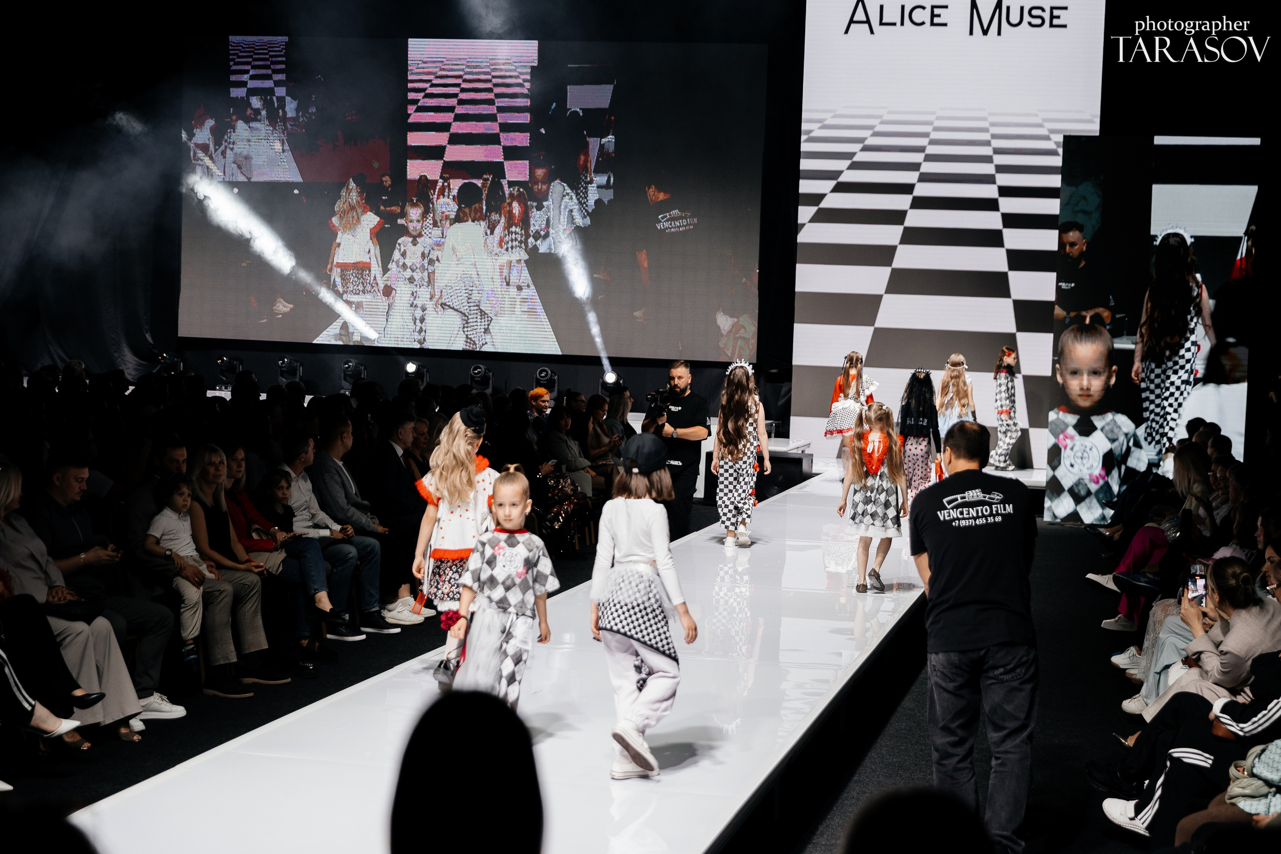 ART VOLGA 2025. Фотограф в Ульяновске Евгений Тарасов