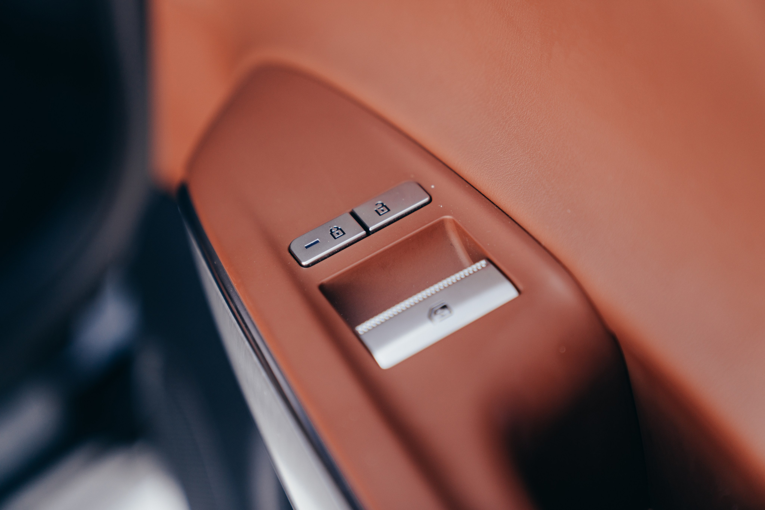 Genesis GV70. Идеальные портреты для соцсетей — Фотограф Ленар