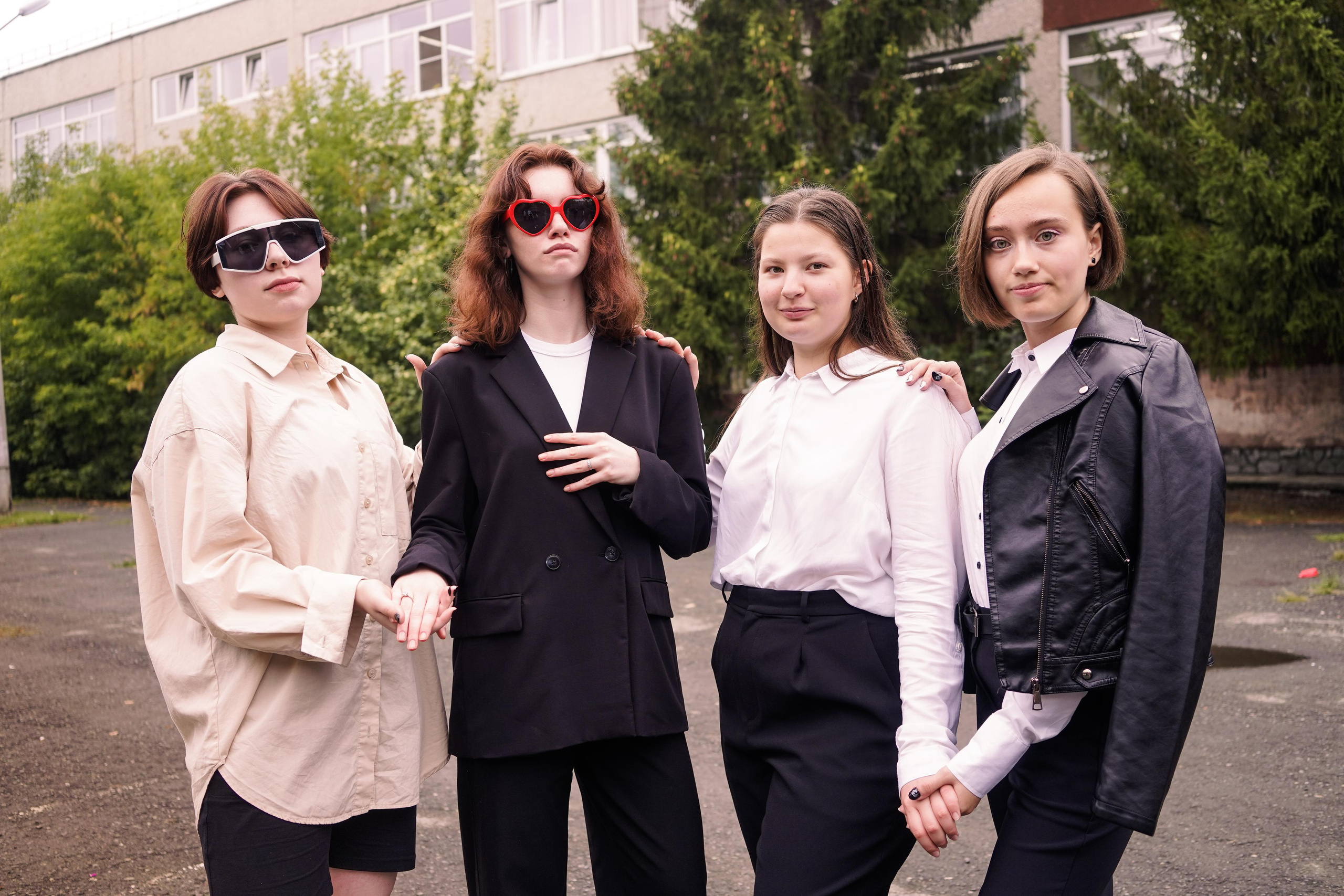 168 школа 11 класс. Семейный и портретный фотограф в Екатеринбурге Анна Лобанова