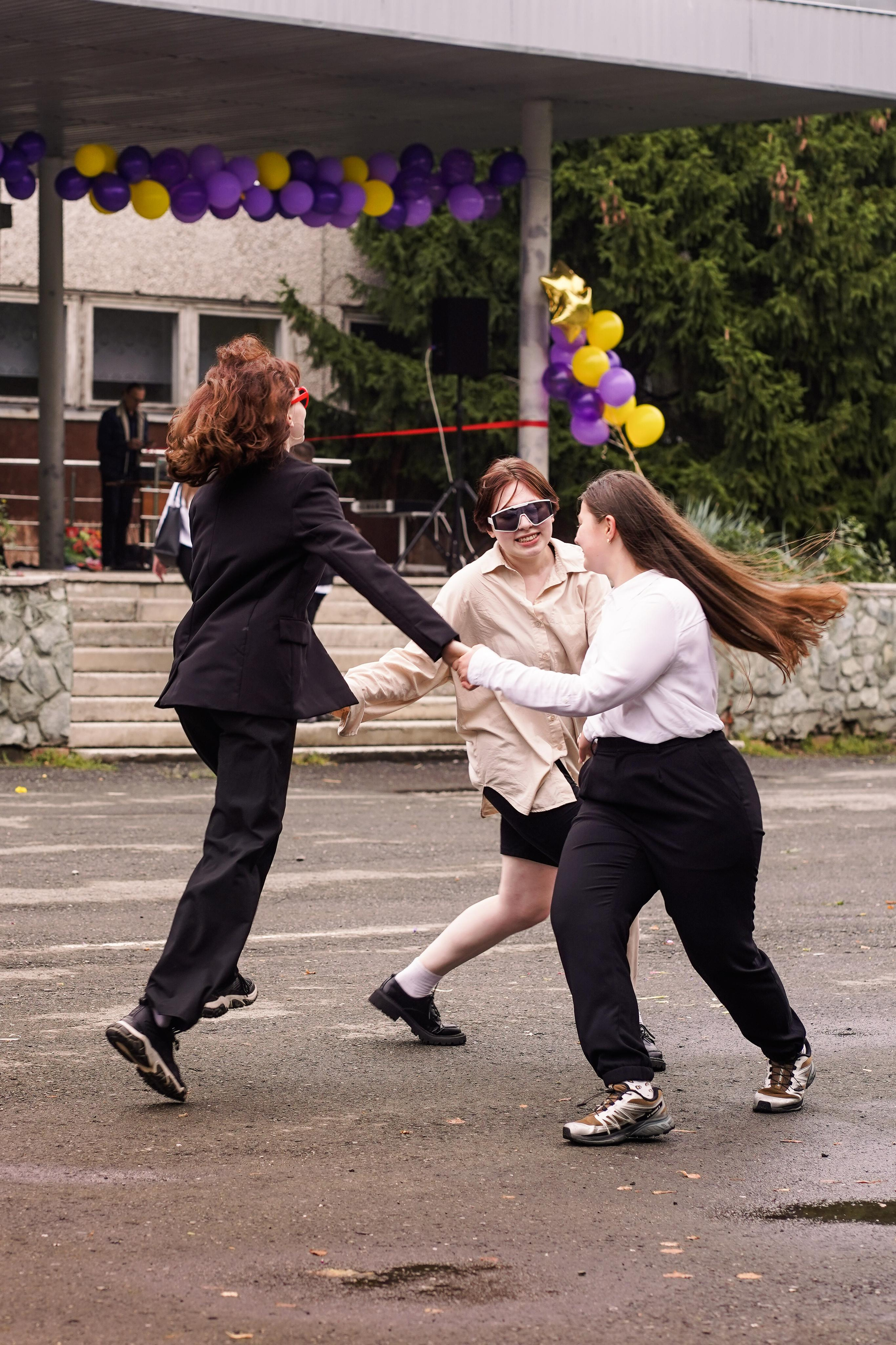 168 школа 11 класс. Семейный и портретный фотограф в Екатеринбурге Анна Лобанова