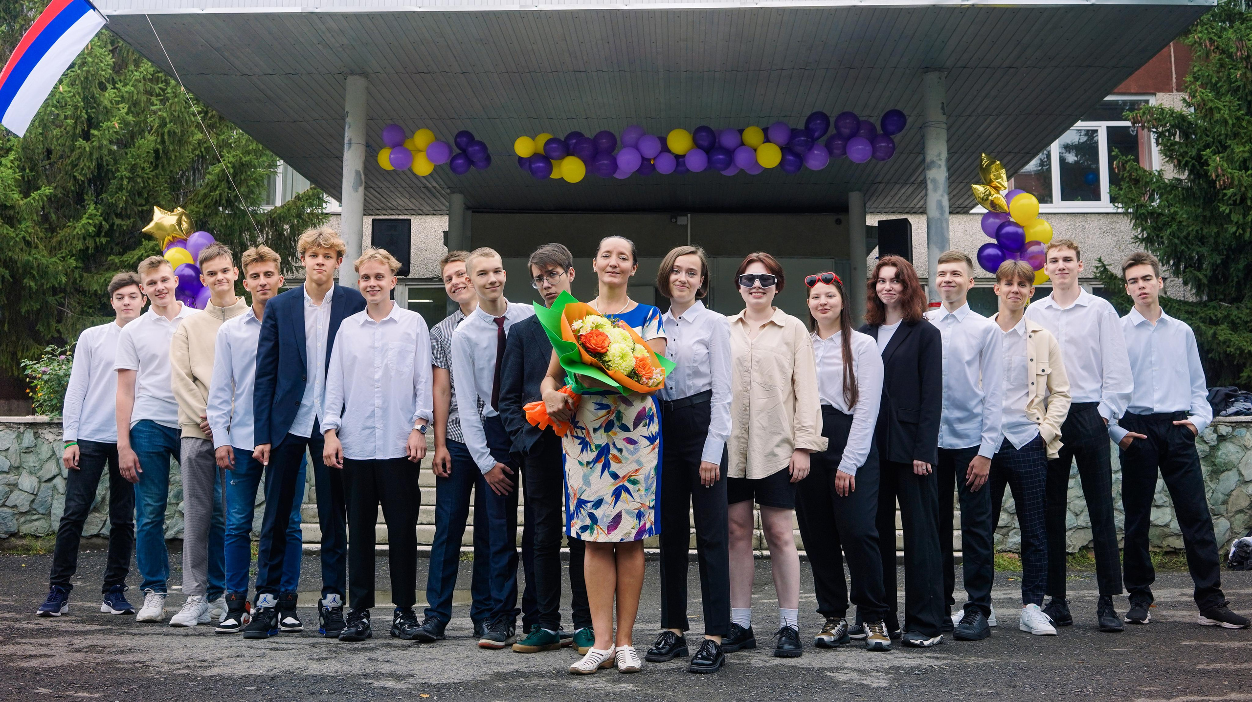 168 школа 11 класс. Семейный и портретный фотограф в Екатеринбурге Анна Лобанова