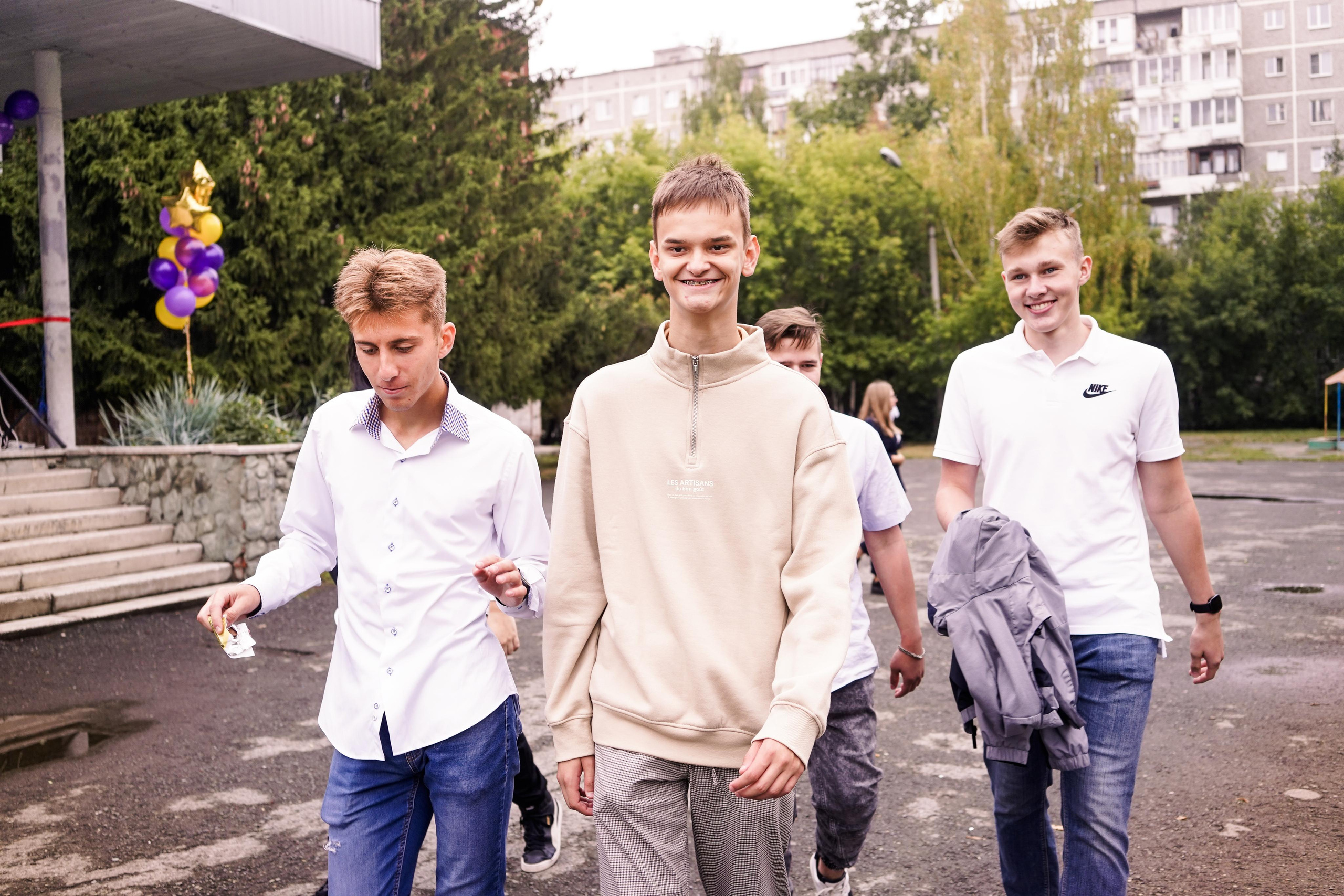 168 школа 11 класс. Семейный и портретный фотограф в Екатеринбурге Анна Лобанова