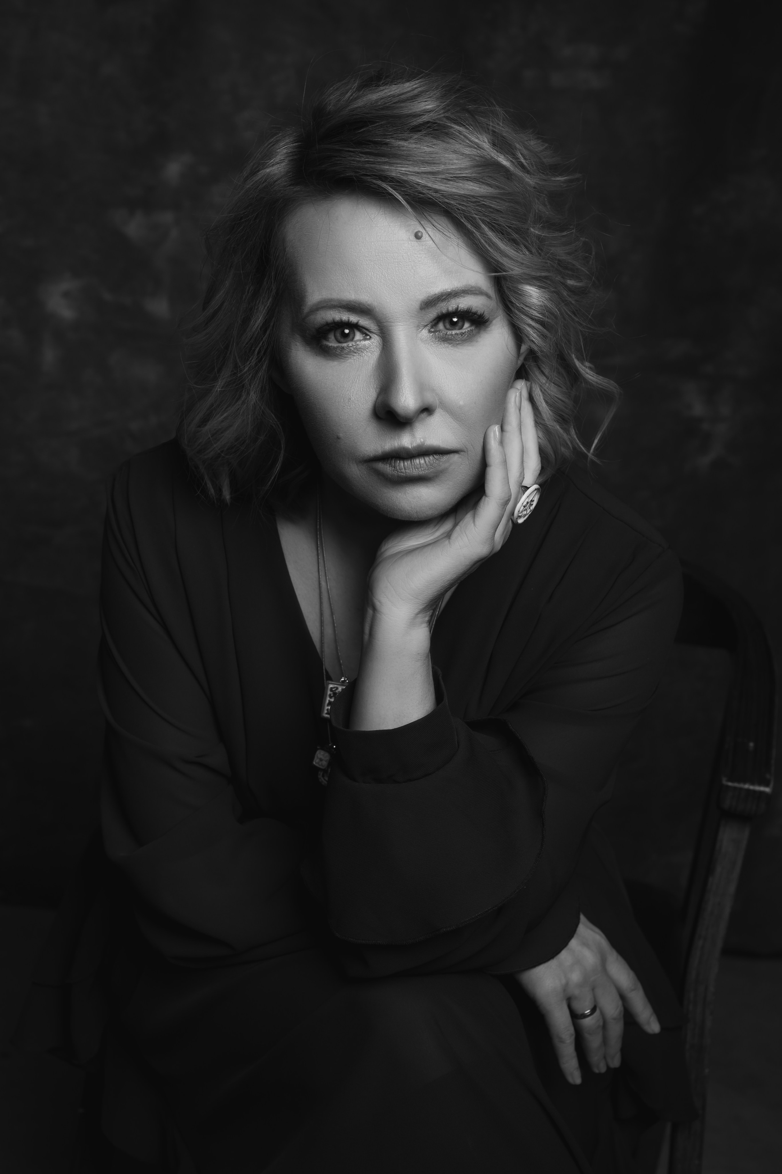 Твоя лучшая фотосессия, которая покажет тебя настоящую. Портретный Фотограф в Москве Юлия Батурина