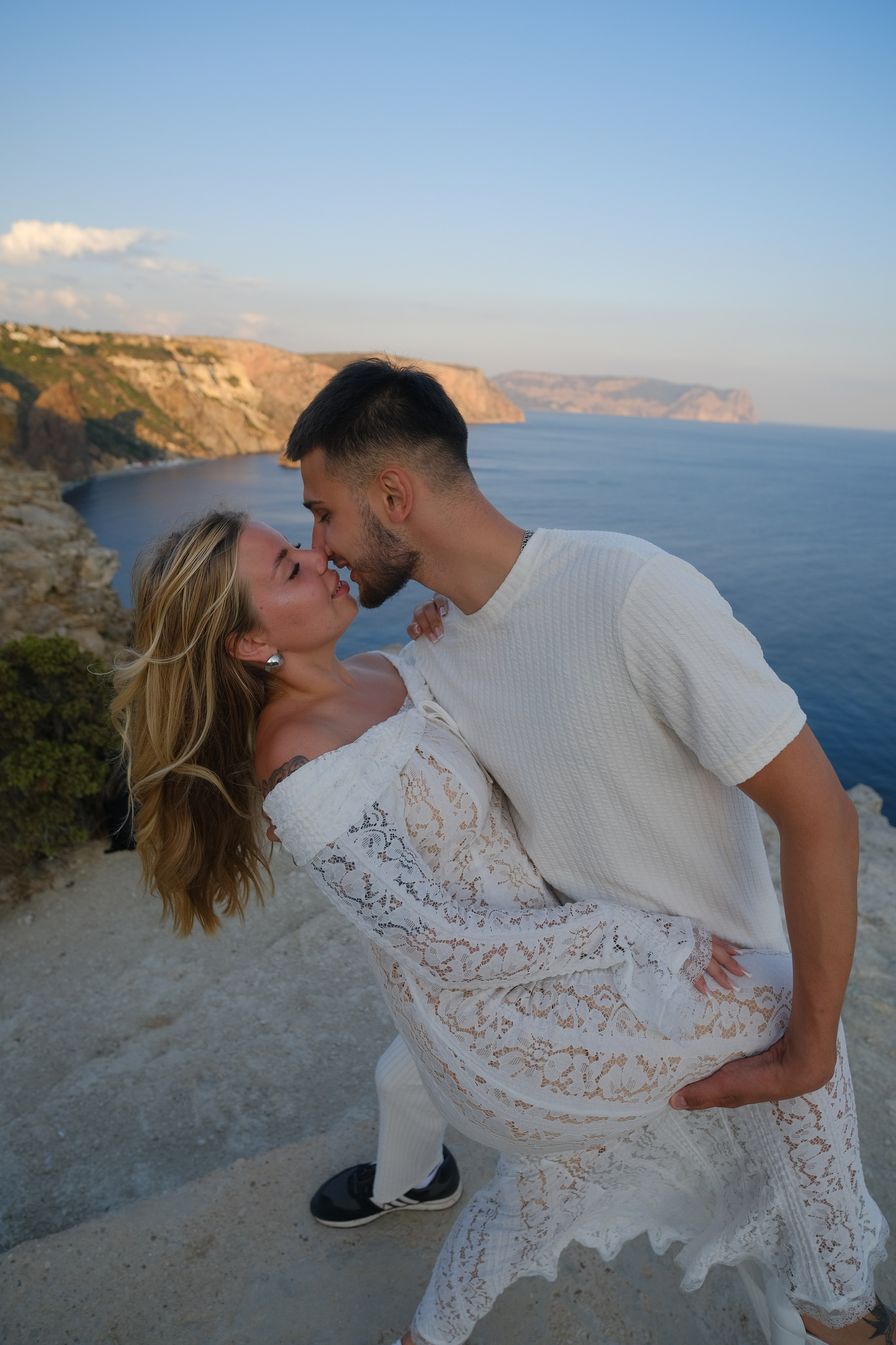 Индивидуальная фотосессия. Разные фото. Профессиональная фотосъемка в Крыму. Натуральные эмоции и живые кадры. Забронируйте дату прямо сейчас!