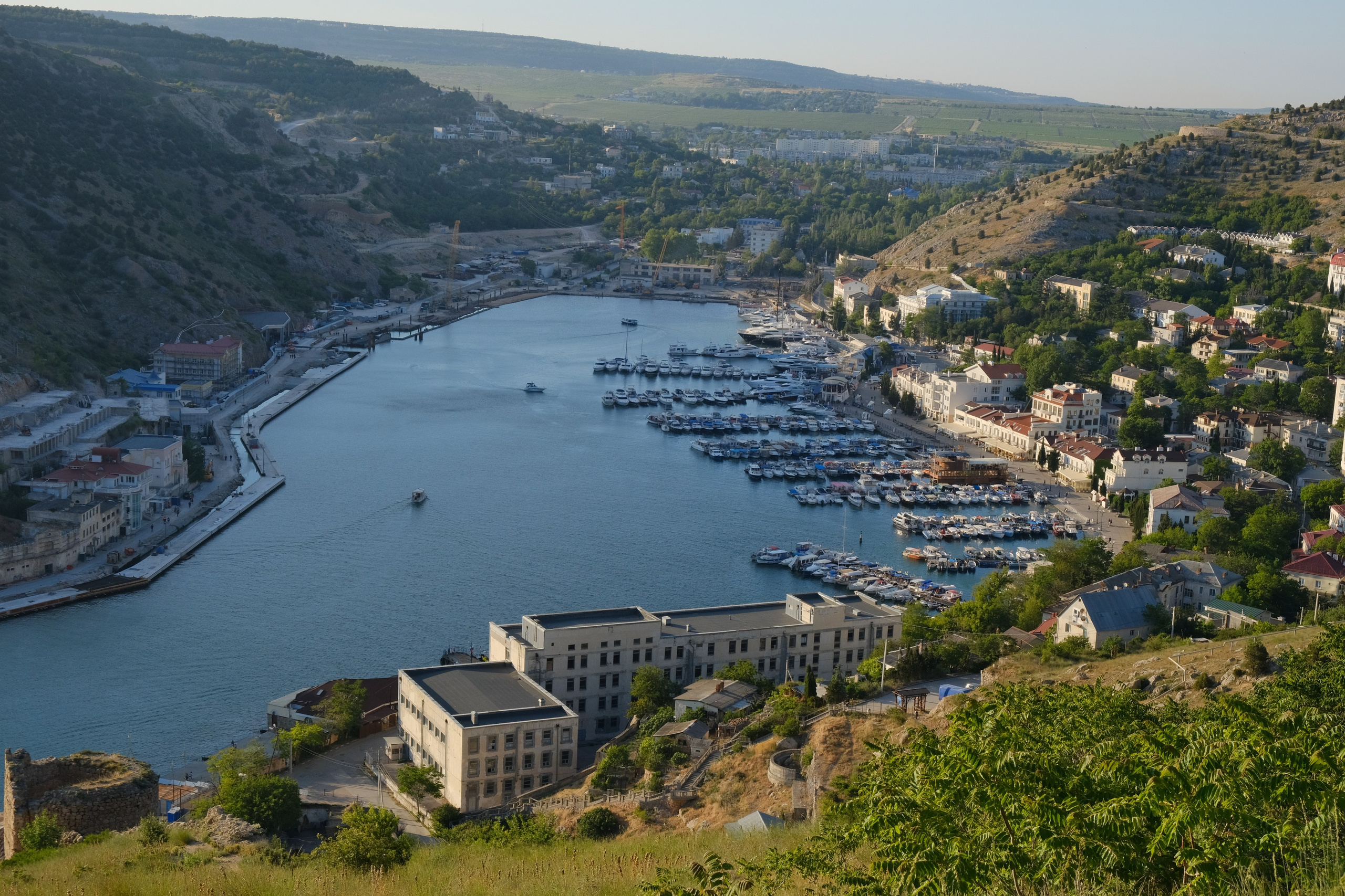 Самые красивые локации города Севастополь. Где пофотографироваться в Севастополе? Локации для фото. 1 место. Первое место. Место. Бывшее мес. Профессиональная фотосъемка в Крыму. Натуральные эмоции и живые кадры. Забронируйте дату прямо сейчас!