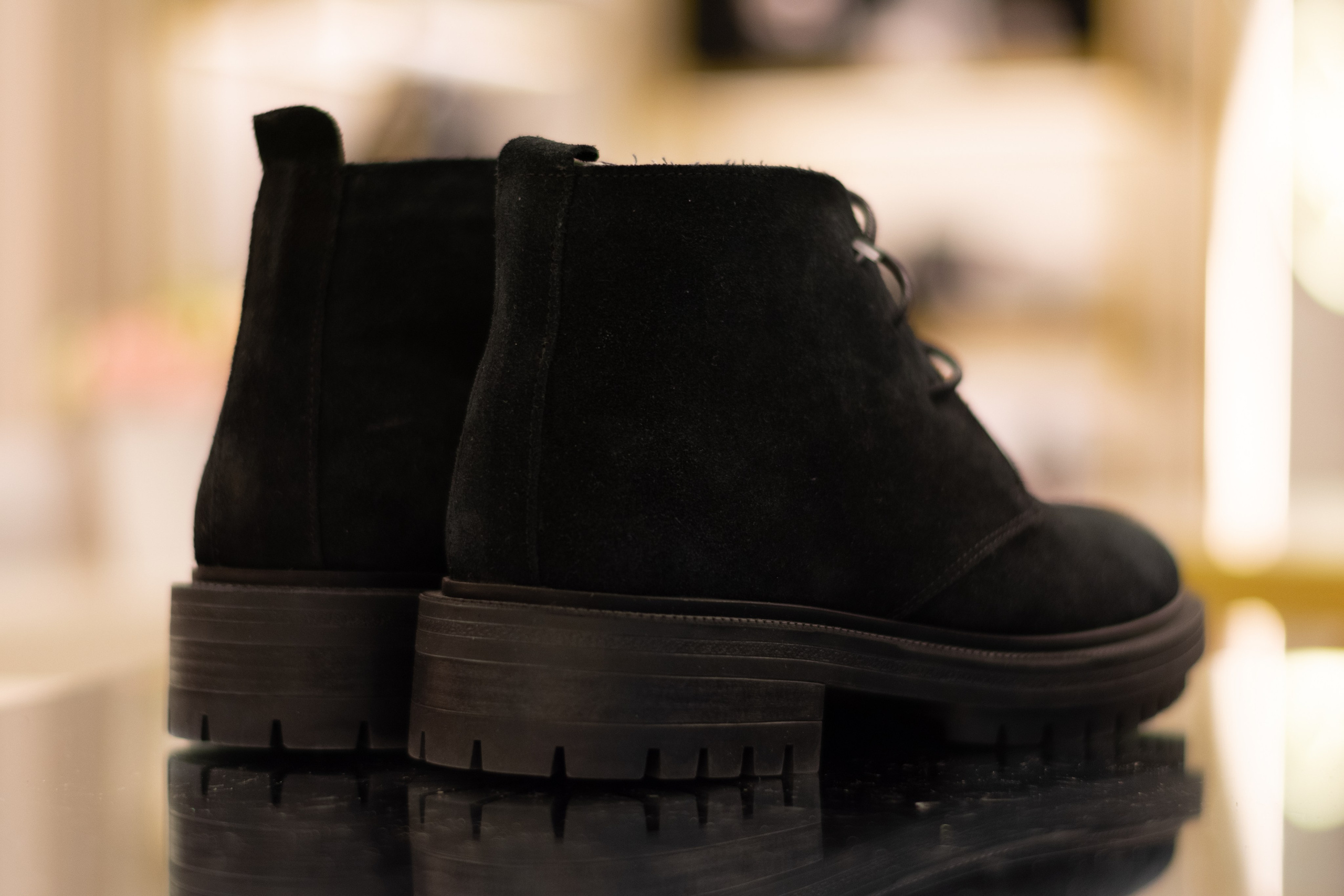 Для организаций. Предметная фотосессия для обувного магазина Capsula. Фотограф/видеограф Богдан Голованов