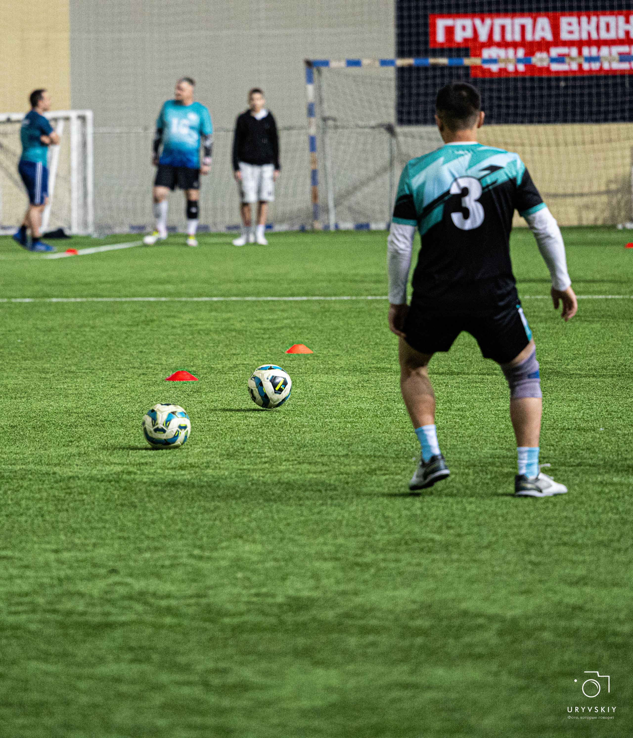 Командор футбол 29.11.2025. Игорь Урывский. Фотограф Красноярск