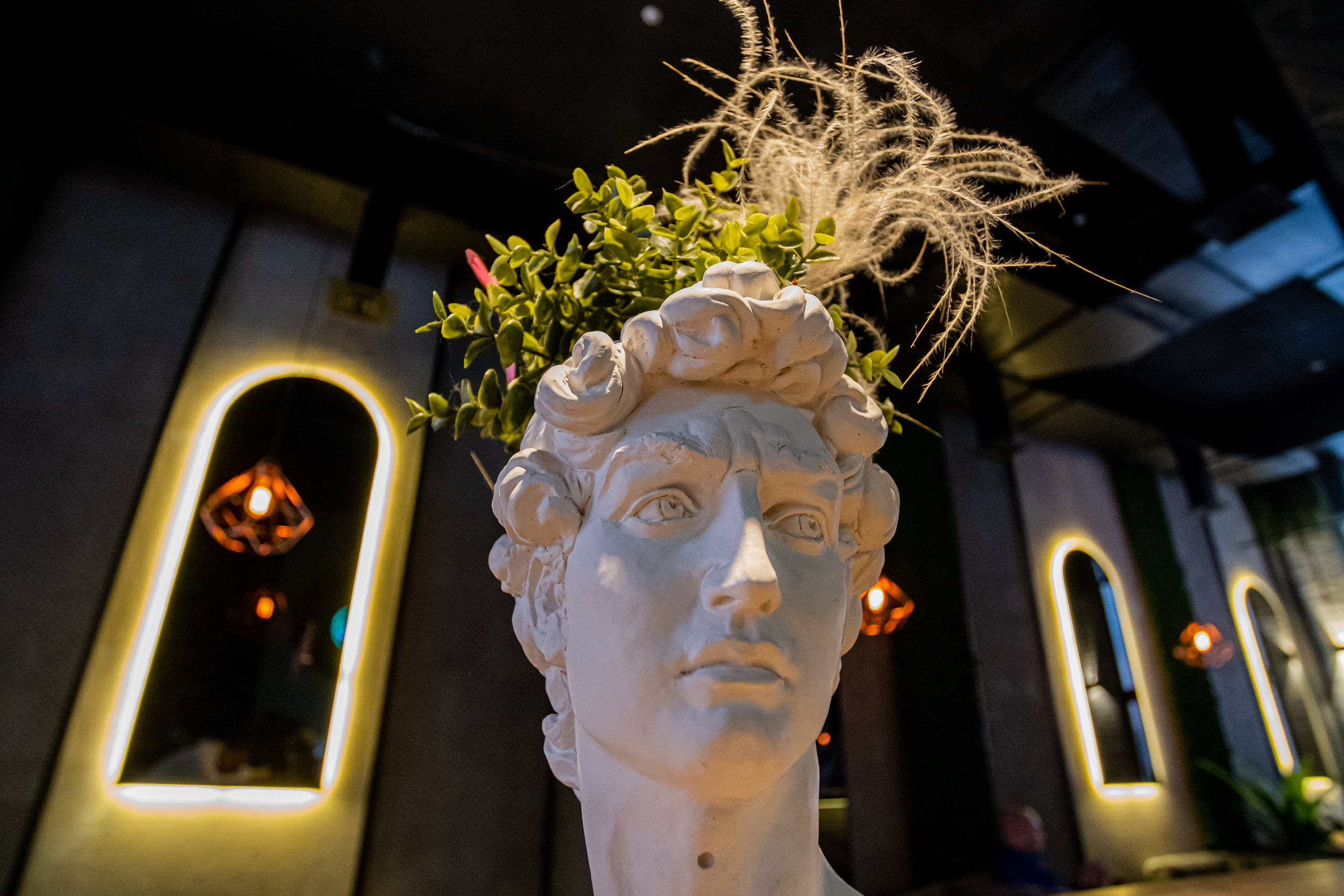 Интерьер кальянной Мята Lounge Уфа, фото Алексея Муравьёва, уютная зона отдыха с кальянами,Кальянная Мята Lounge Уфа, съёмка фотографа Алексея Муравьёва, стильный дизайн, комфортная атмосфера,Зона отдыха Мята Lounge Уфа, современные кальяны, барная стойка, фото Алексея Муравьёва,Интерьер Мята Lounge Уфа, мягкие диваны, приглушённый свет, кальяны, работа фотографа Алексея Муравьёва,Кальянная Мята Lounge Уфа, место для расслабления, общения, съёмка Алексея Муравьёва,Мята Lounge Уфа, атмосфера уюта, дыма кальянов, фото Алексея Муравьёва,Кальяны, релакс, Мята Lounge Уфа, фотография Алексея Муравьёва,Стильный лаунж, Мята Lounge Уфа, работа фотографа Алексея Муравьёва,Уютный лаунж, кальяны, Мята Lounge Уфа, фото Алексея Муравьёва,Расслабление, Мята Lounge Уфа, кальяны, комфорт, съёмка Алексея Муравьёва,Тёплая атмосфера лаунжа, Мята Lounge Уфа, мягкие кресла, дым кальянов, приятная музыка, фото Алексея Муравьёва,Расслабляющий интерьер, Мята Lounge Уфа, идеальное место для вечера, работа фотографа Алексея Муравьёва,Современная кальянная, Мята Lounge Уфа, стиль, комфорт, атмосфера, съёмка Алексея Муравьёва,Уютный лаунж-пространство, Мята Lounge Уфа, изысканные кальяны, фото Алексея Муравьёва,Мята Lounge Уфа, стиль, комфорт, дым кальянов, работа фотографа Алексея Муравьёва,Барная стойка, кальяны, лаунж, Мята Lounge Уфа, съёмка Алексея Муравьёва,Современные кальяны, интерьер, Мята Lounge Уфа, фото Алексея Муравьёва,Декор лаунжа, Мята Lounge, стильные элементы, Уфа, работа фотографа Алексея Муравьёва,Зона кальянов, Мята Lounge Уфа, уют, стиль, съёмка Алексея Муравьёва,Атмосфера лаунжа, мягкие диваны, кальяны, Мята Lounge Уфа, фото Алексея Муравьёва