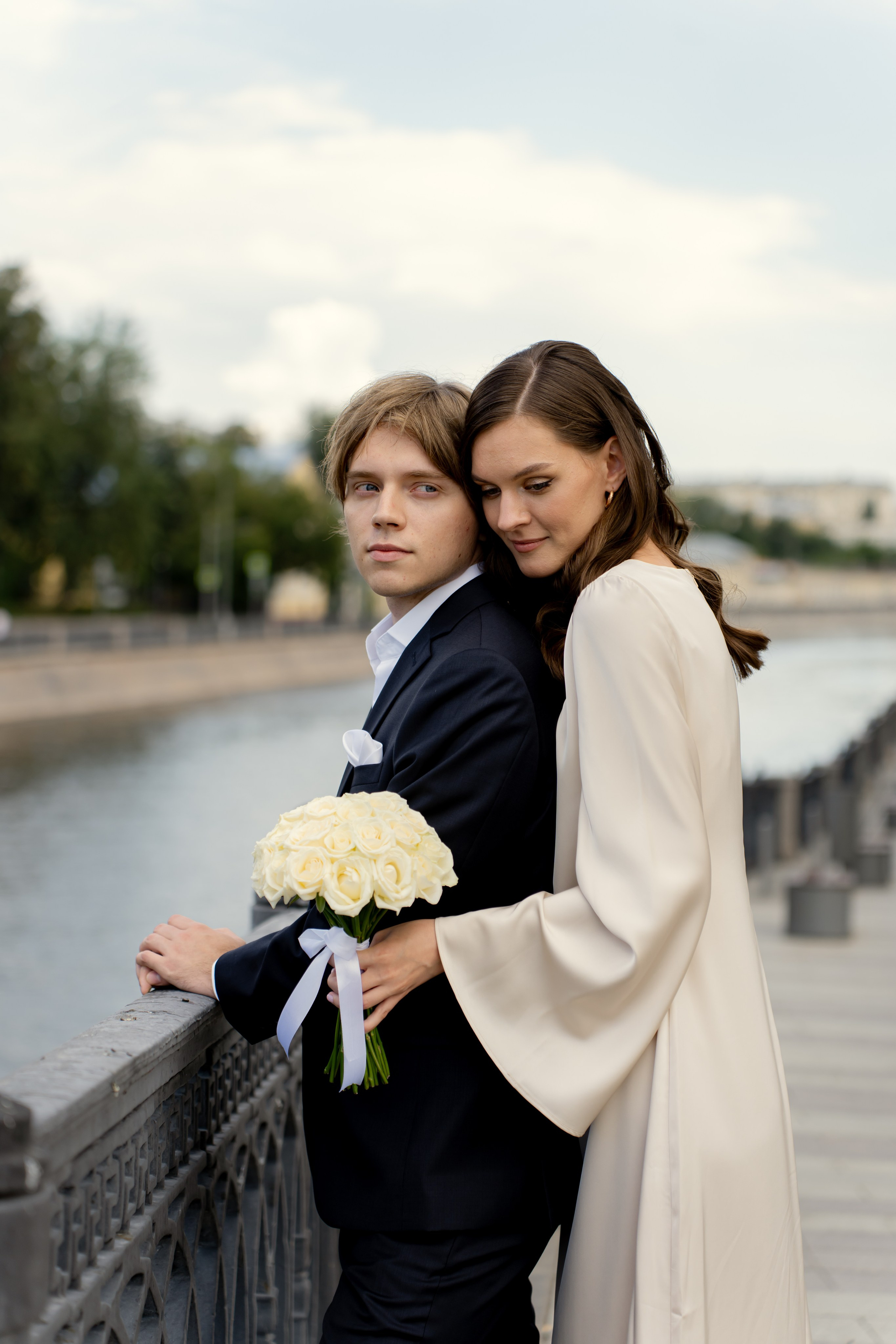 Жених с невестой. Фотограф на свадьбу в Москве