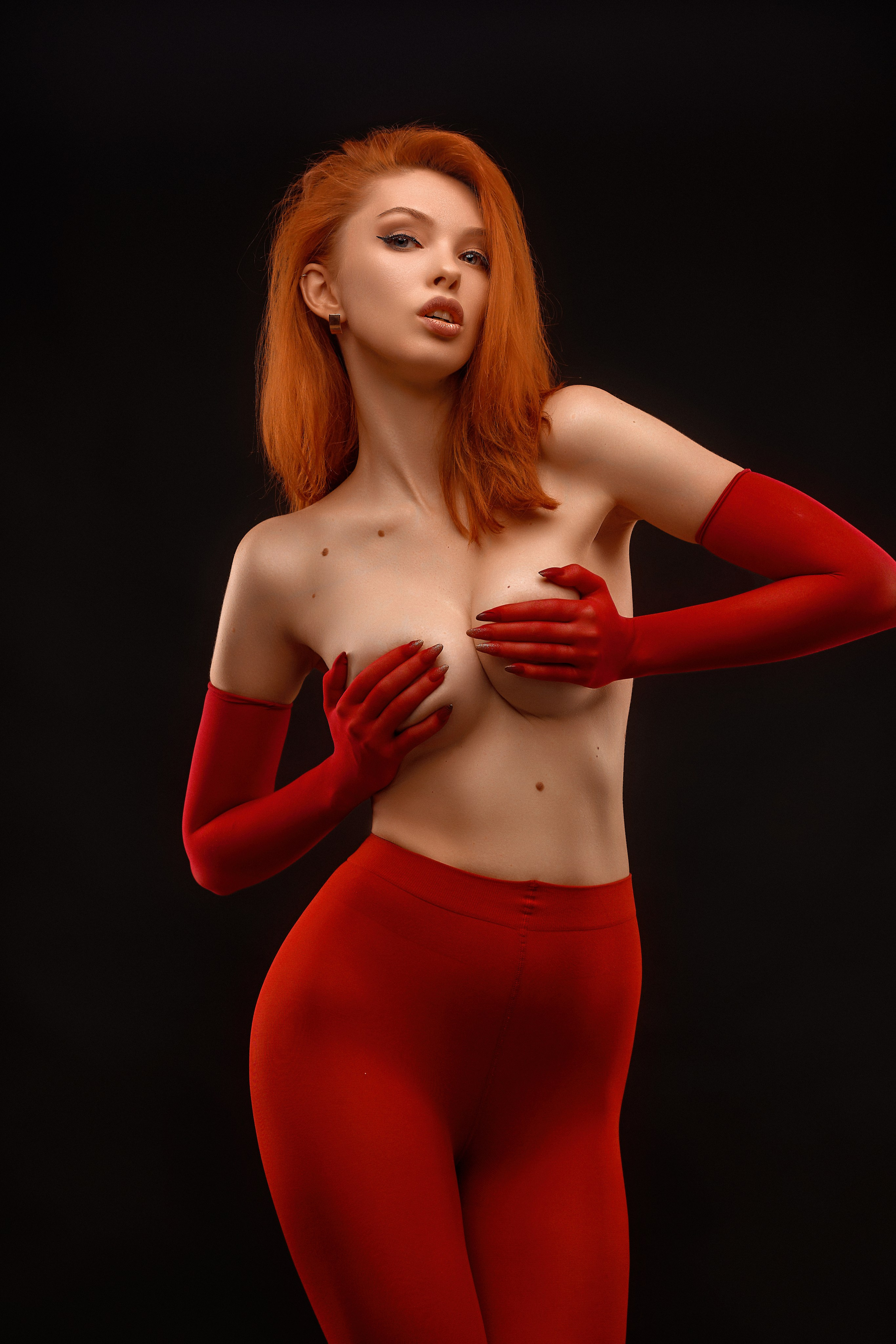 Анна в красном. Фотограф в Тольятти Вячеслав Цуркан