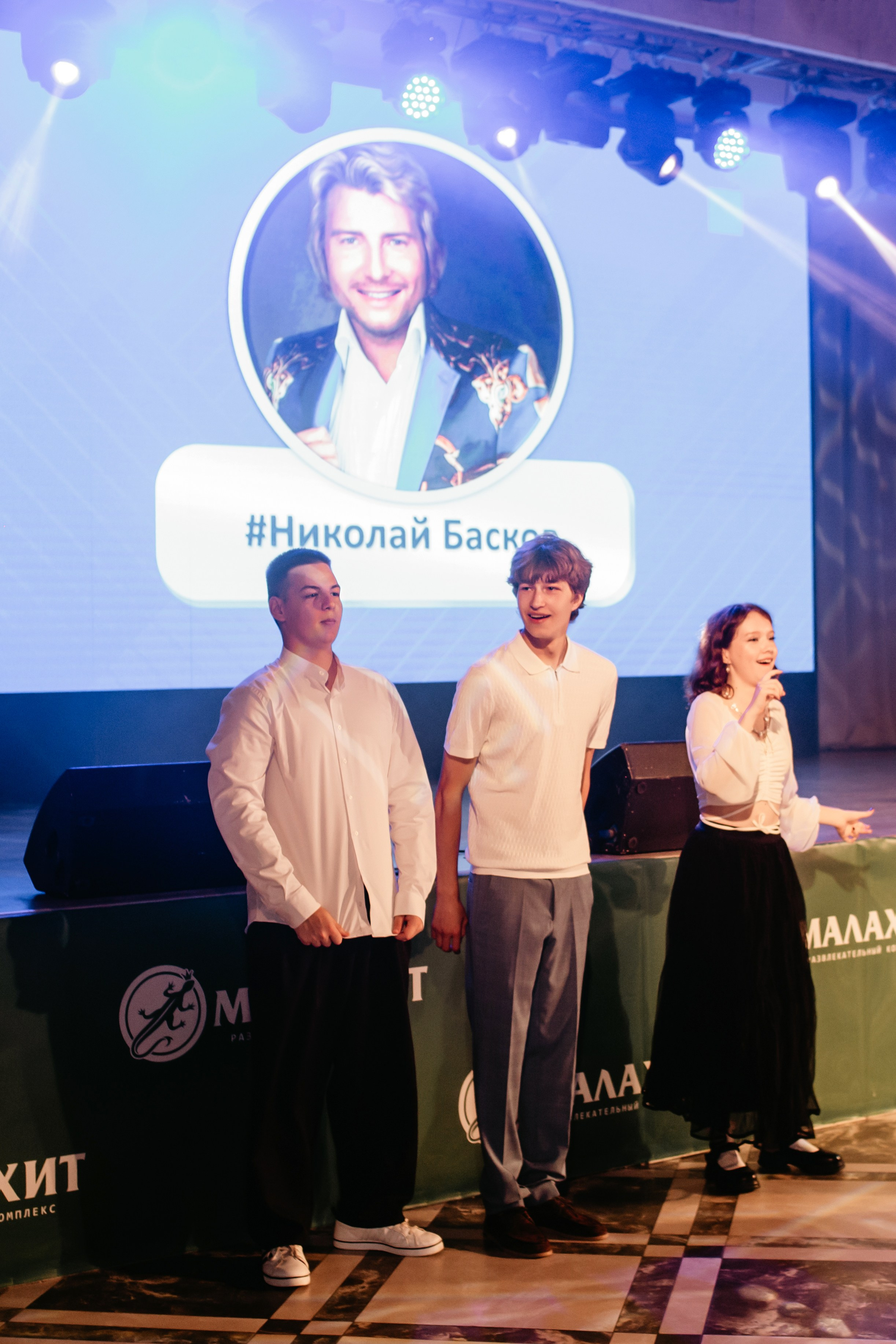 Выпускной 2025 (9класс) 124 школа. Фотограф в Челябинске Ополихина Анна