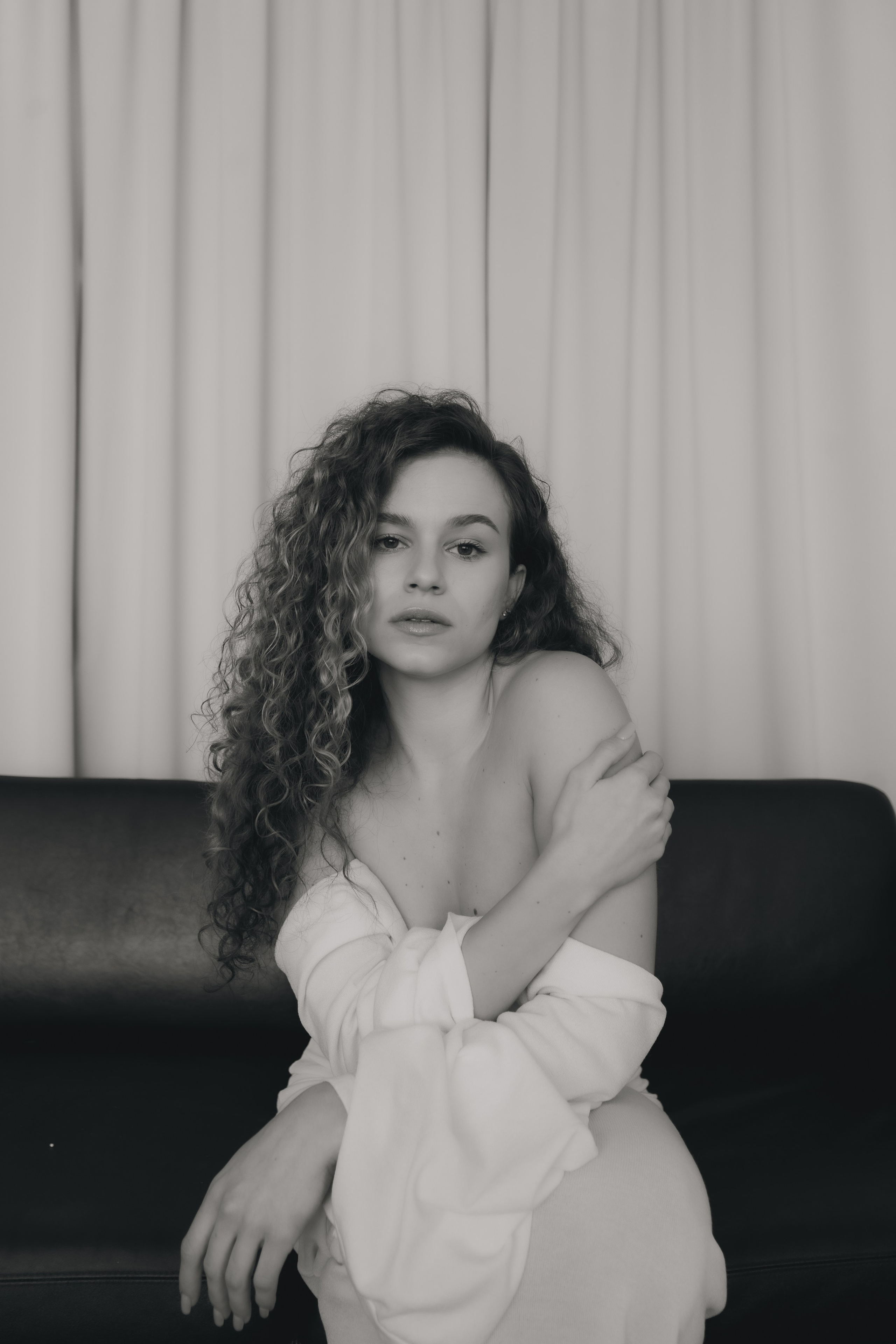 Мария, 44-46 р-р, 170 см. KED Production — продакшн из СПб. Создаём фото, видео и контент, который помогает брендам и селлерам продавать больше