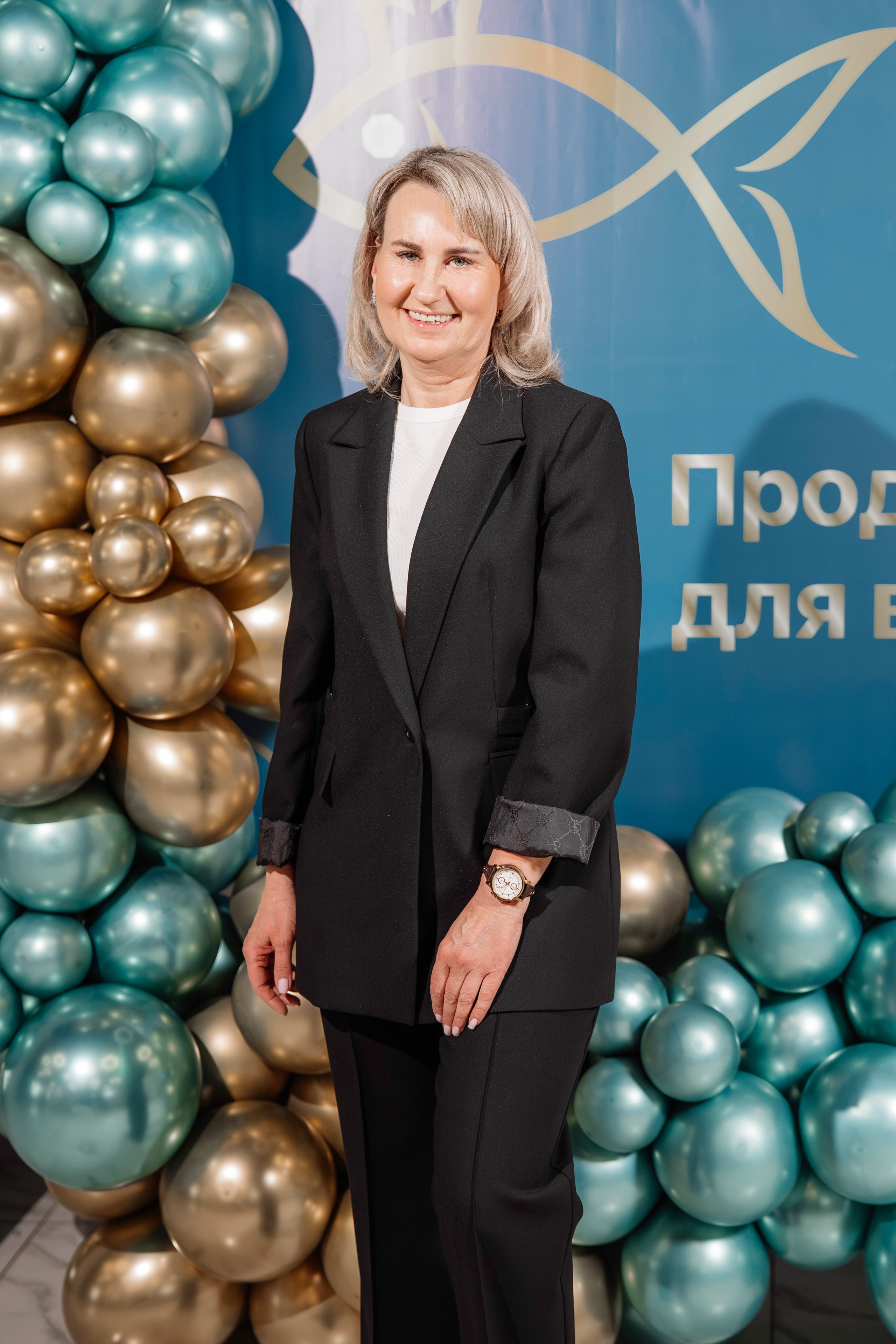 Империя Изобилия — выступления спикеров для предпринимателей. Свадебный фотограф в Иркутске Бобылев Никита