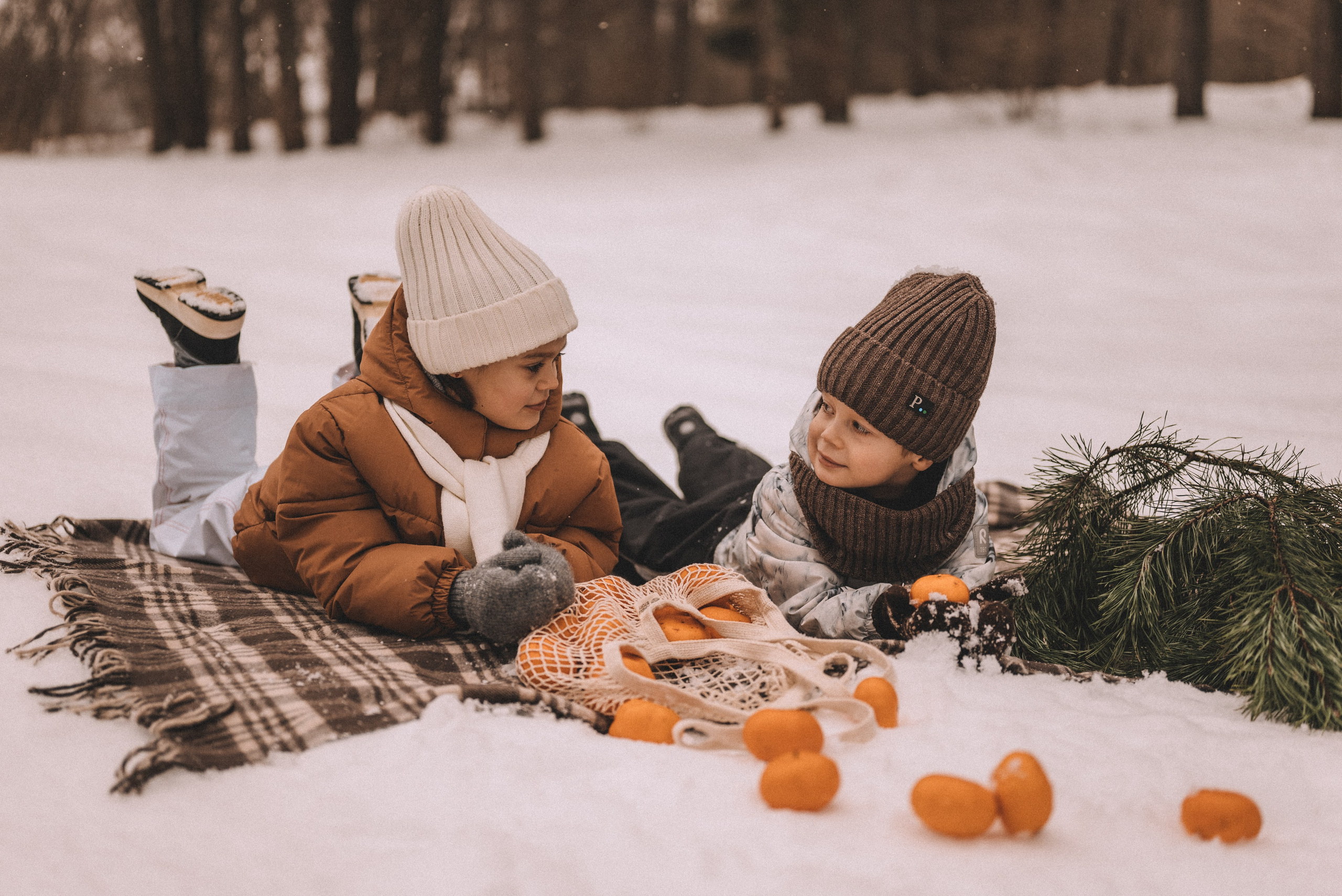 Сергей и Наталья с Ксюшей и Максимом. Фотограф Кристина Пархоменко