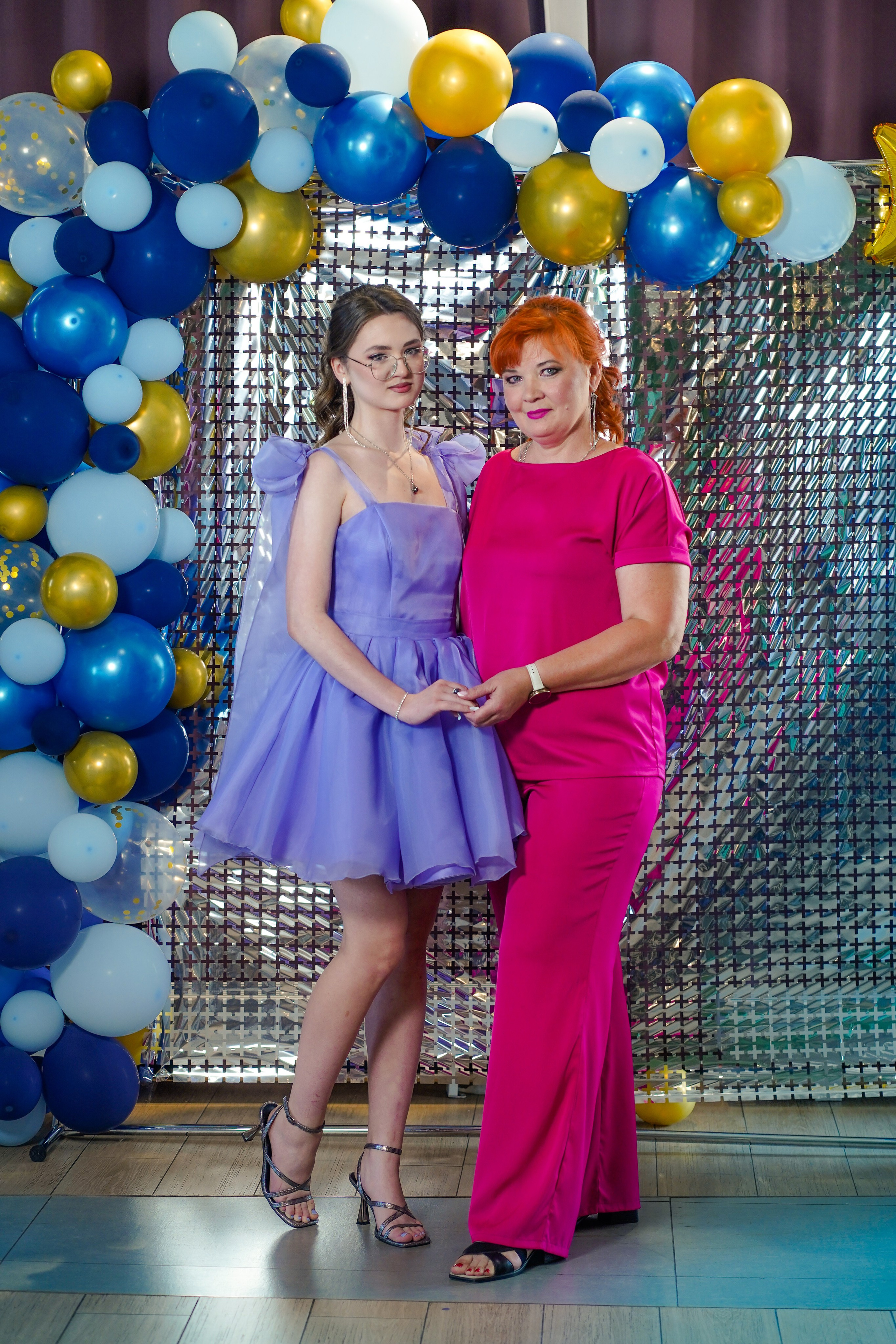 Выпускной вечер, гимназия № 40, 9 класс. Семейный и портретный фотограф в Екатеринбурге Анна Лобанова