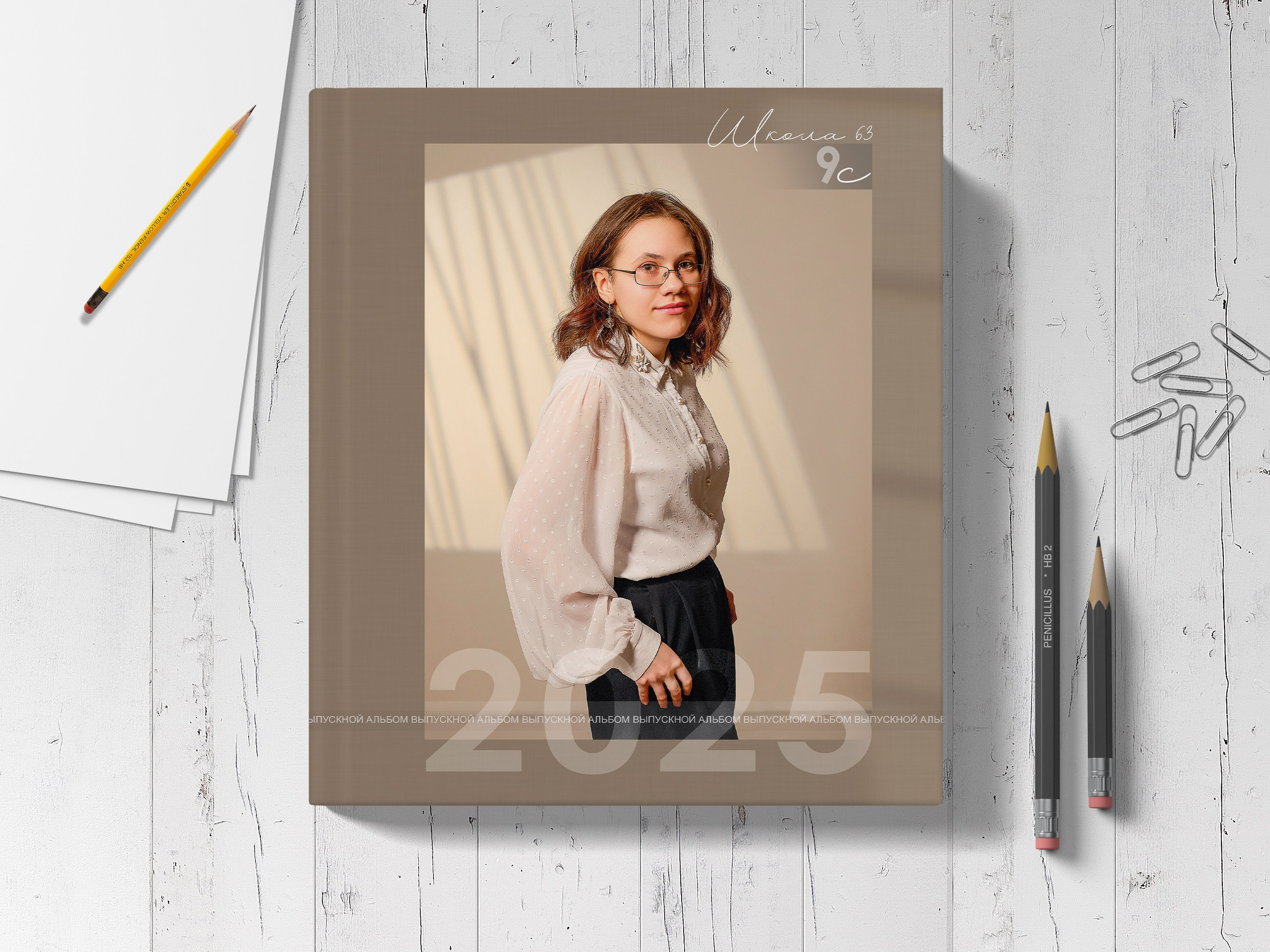 Стильный выпускной альбом «Золото». Выпускные альбомы в Тюмени для школ, садов, вузов спортивных секций