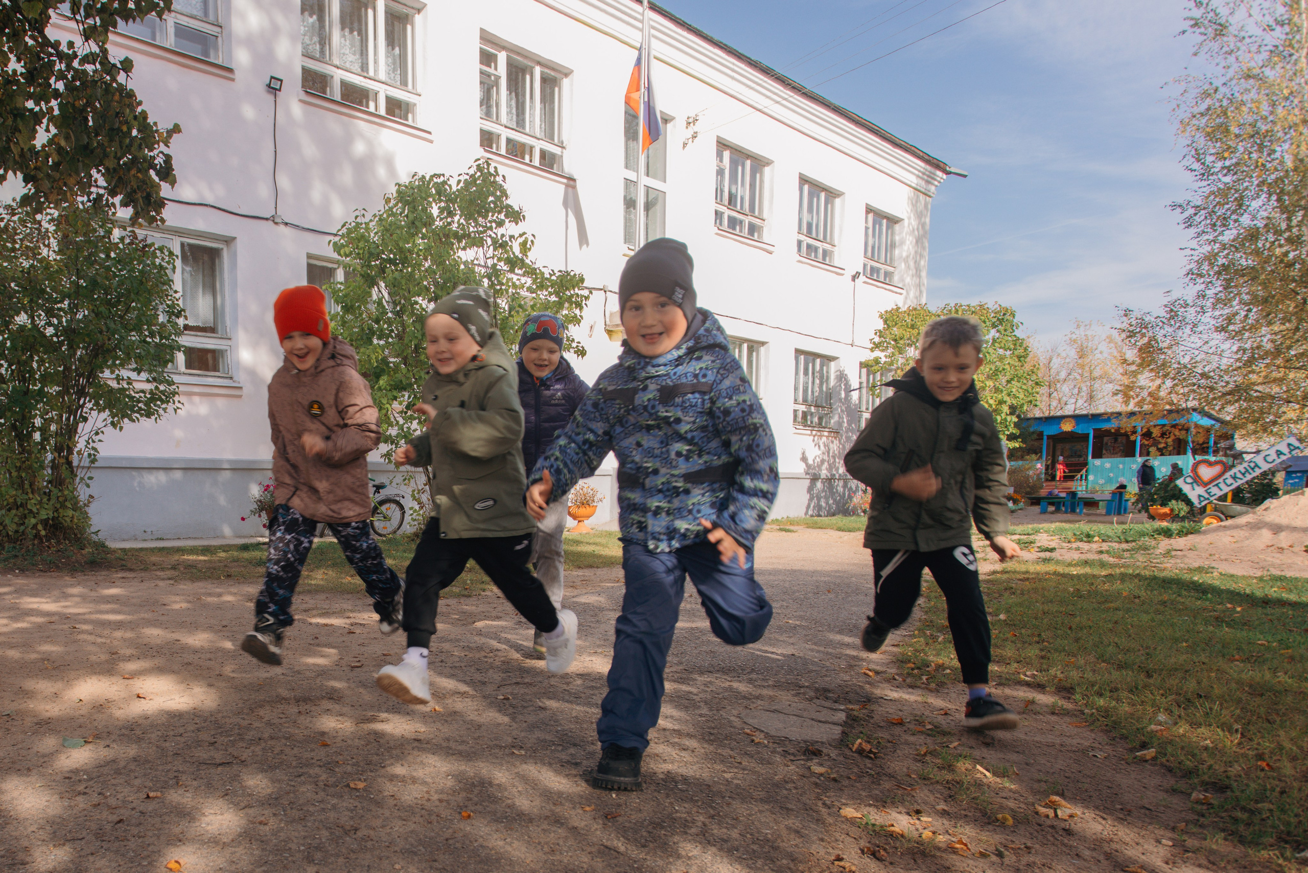 Детский сад № 20. Фотосессия для выпускного альбома. Студия выпускных альбомов Остров