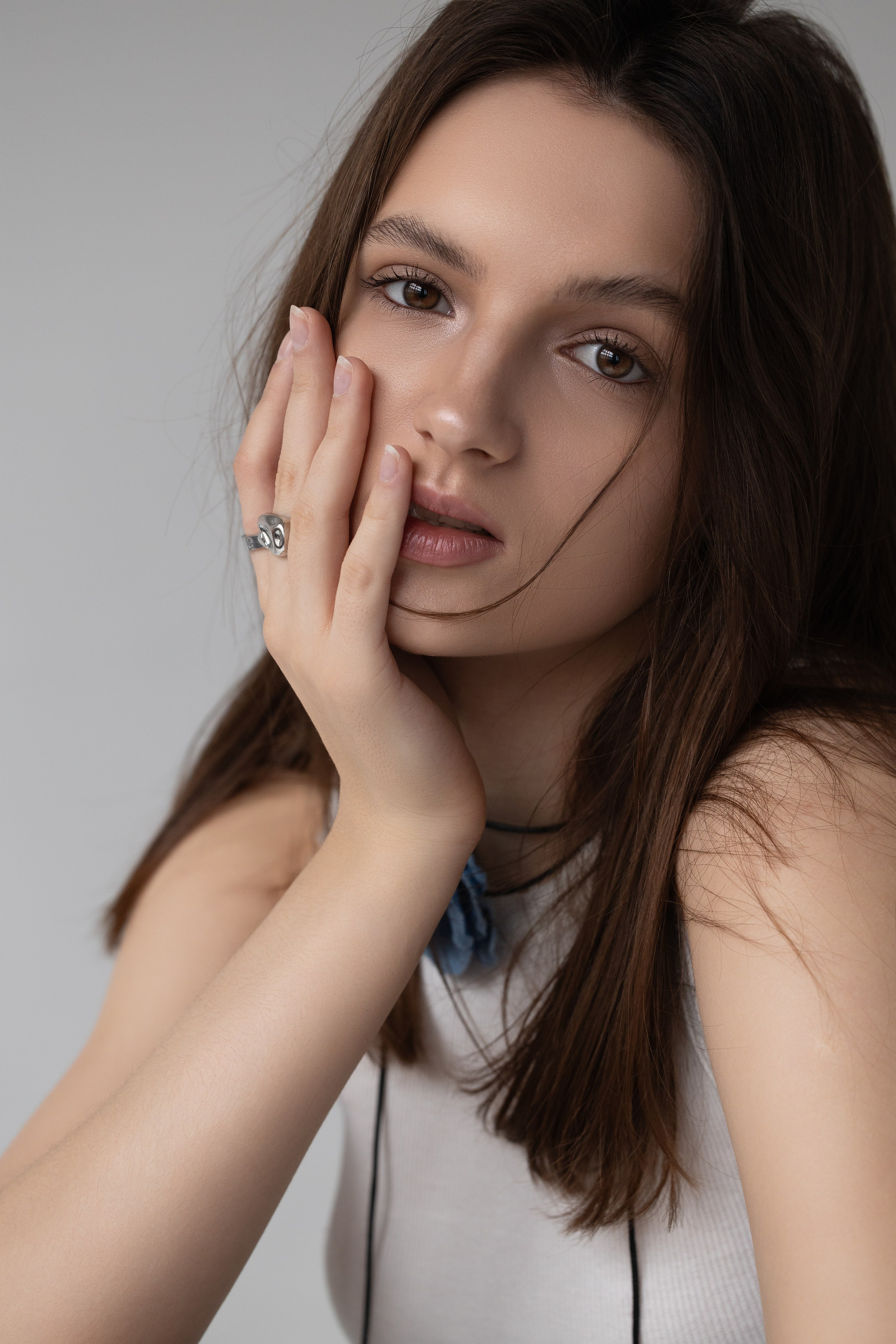 Женский портрет в студии. Фотограф Минск