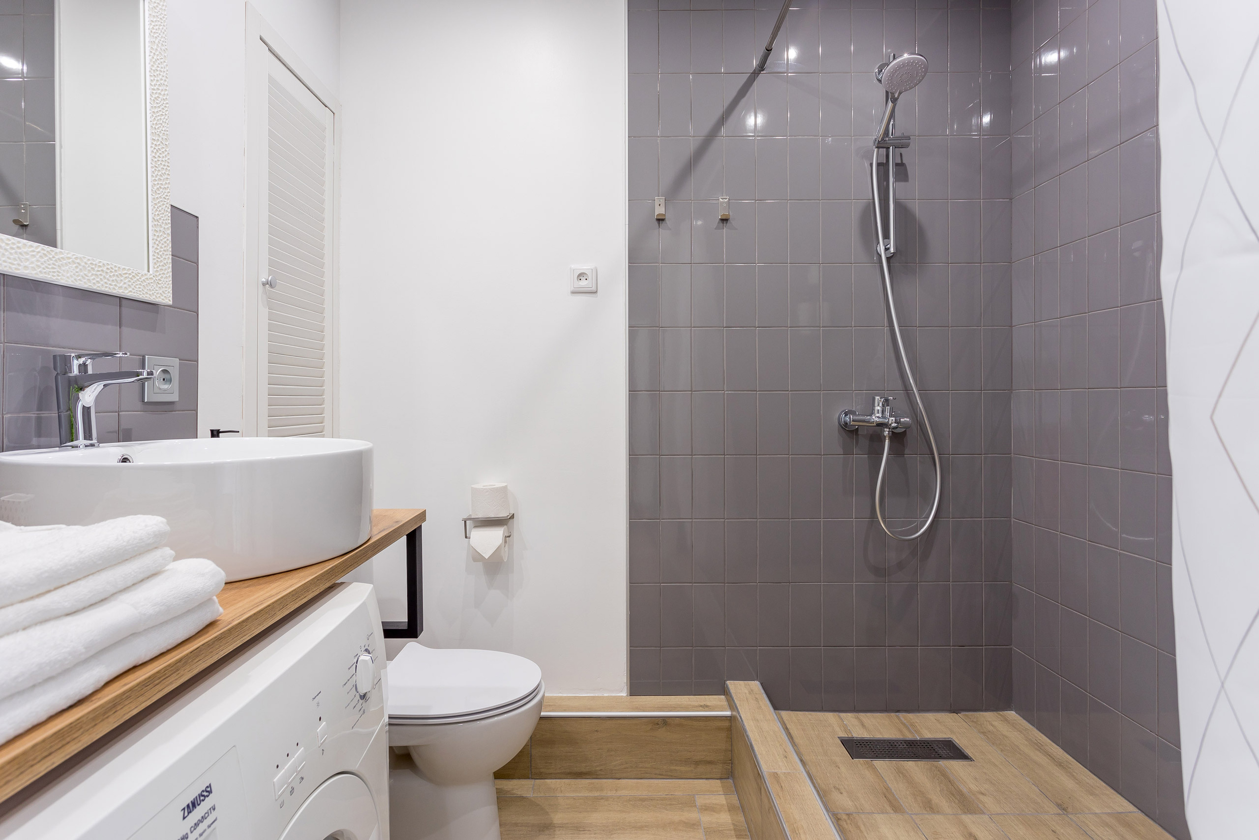 Светлая квартира-студия. Интерьерный фотограф Краснодар: профессионально по доступным ценам