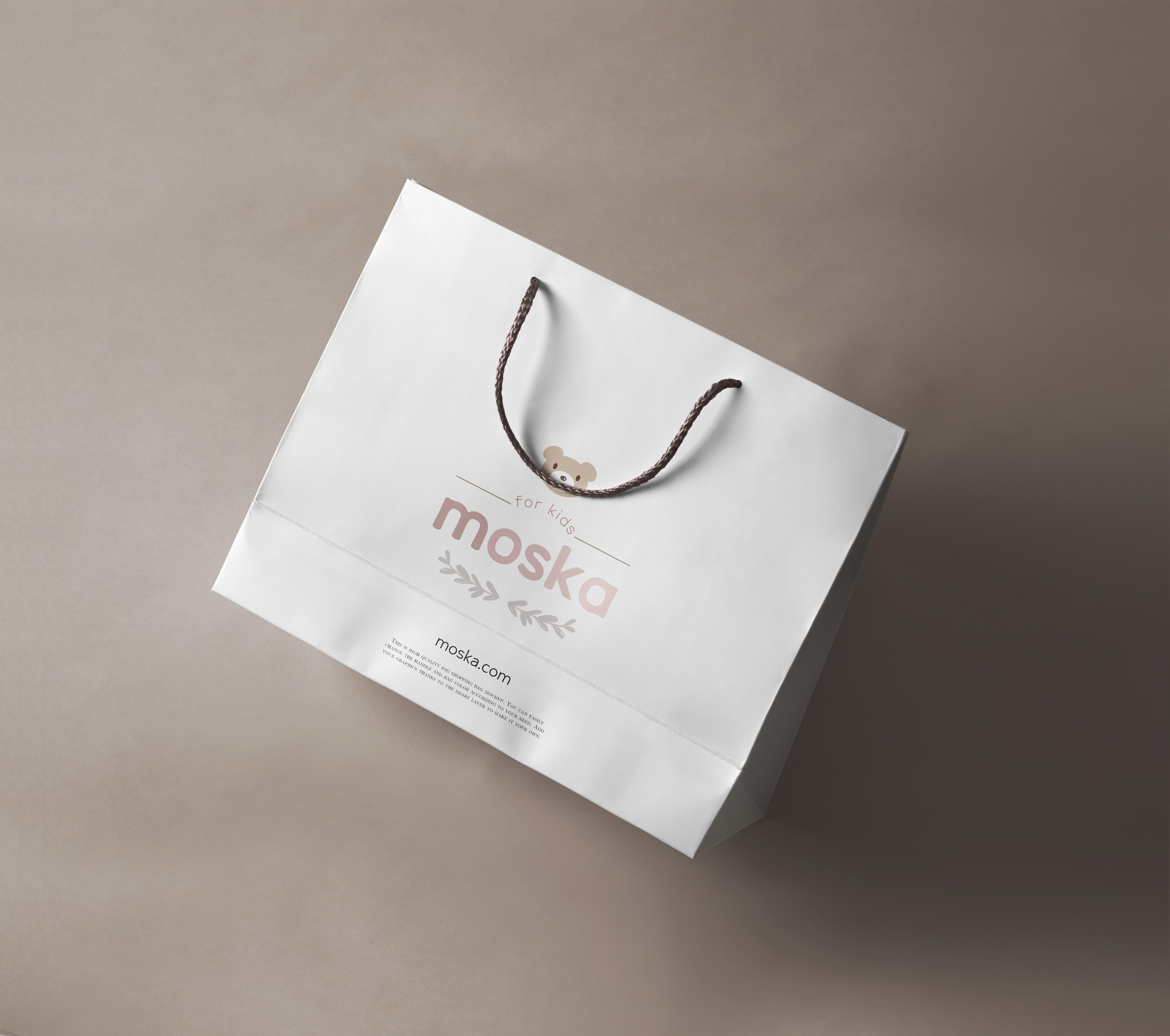 «Moska» — бренд детских платьев. Лина Ивахник, графический и бренд — дизайнер