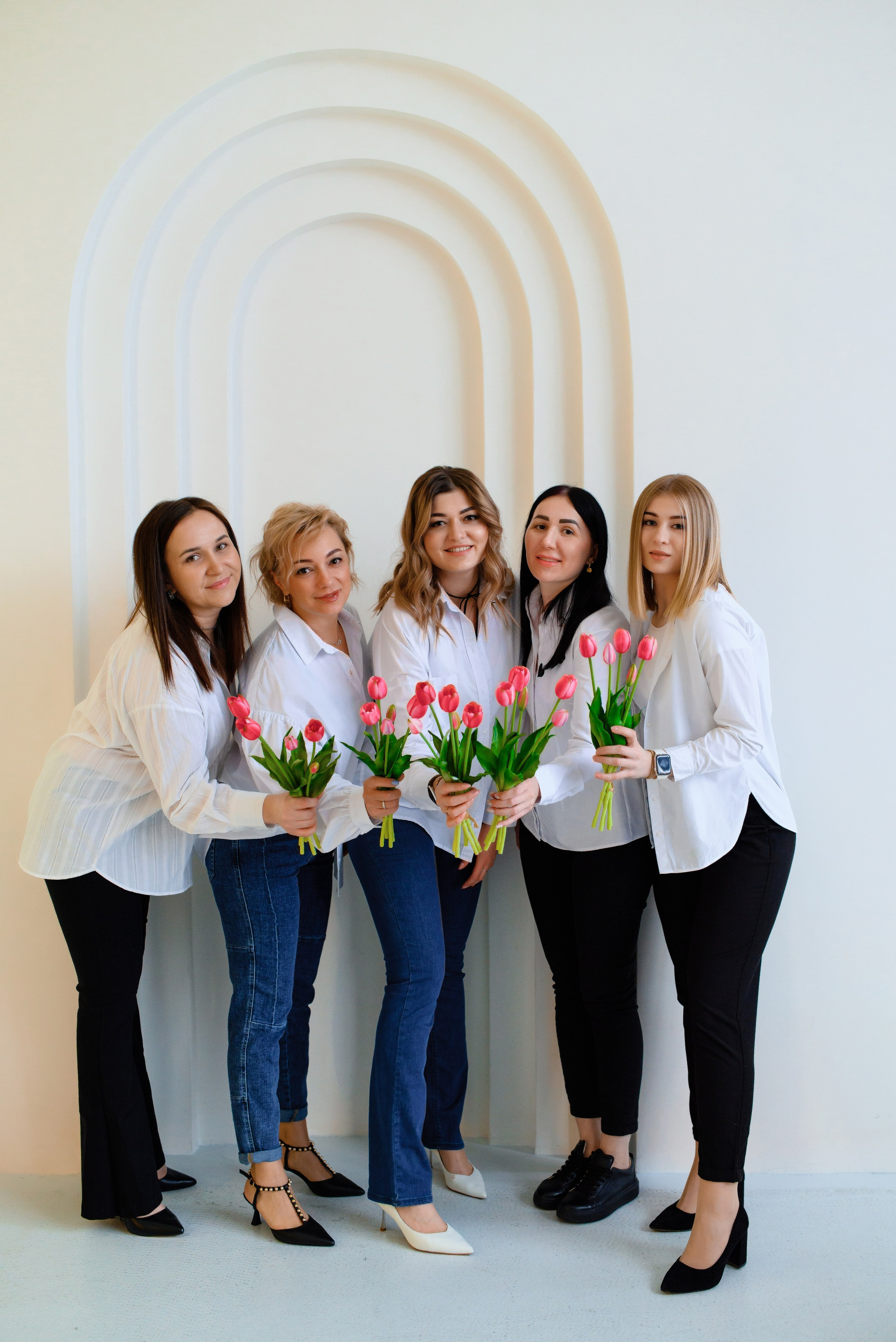 На ногтях. Фотограф Полина Вишневецкая г. Барнаул