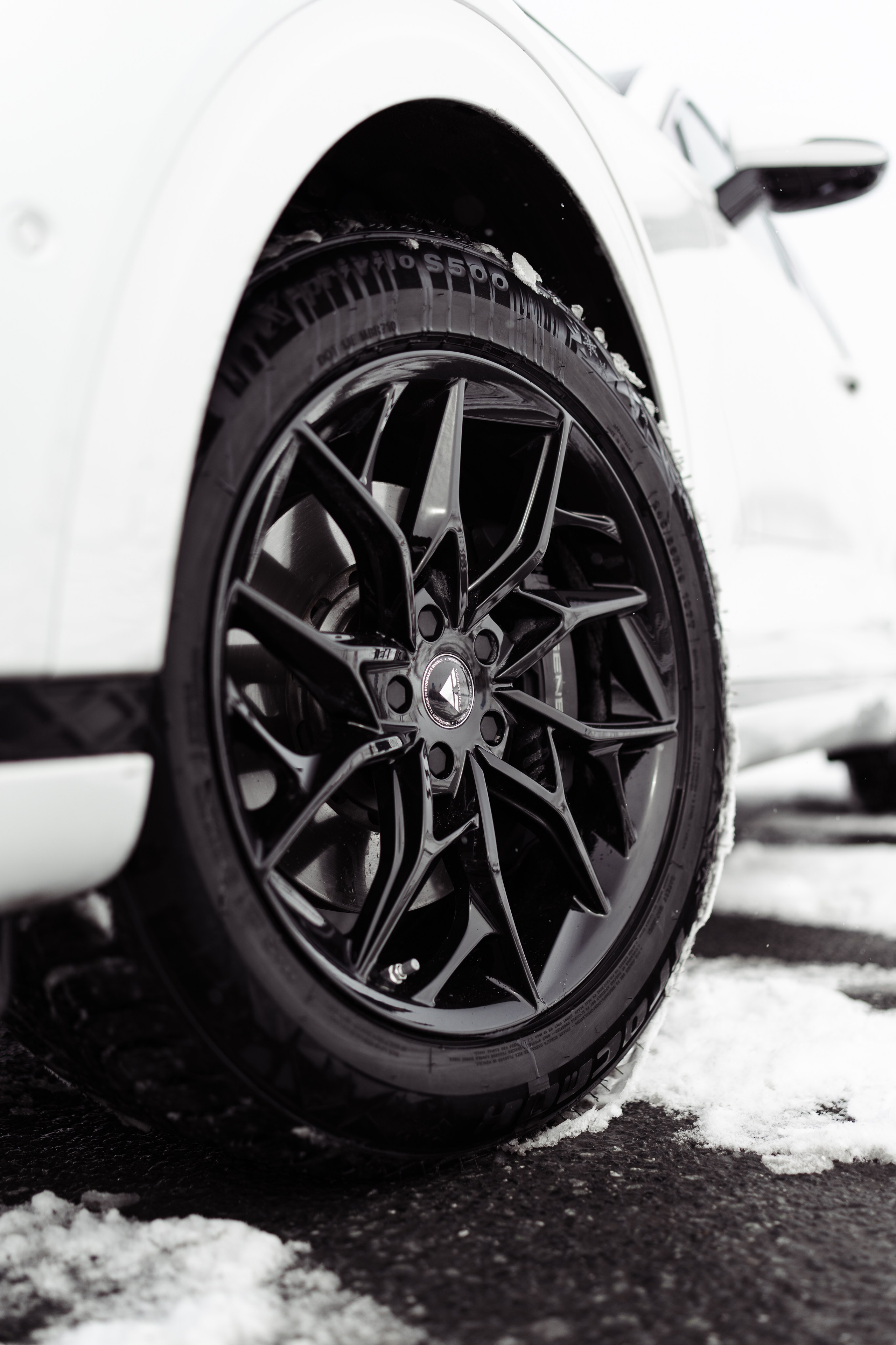 Genesis GV70 для rimzona. Фотограф в СПБ Алмаз Камаев