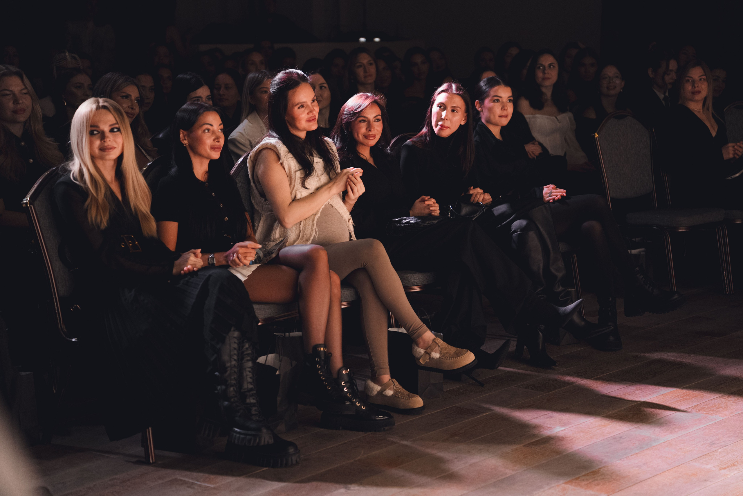 Своими глазами // Тренинг. Репортажный фотограф в Казани Виктория Трунова