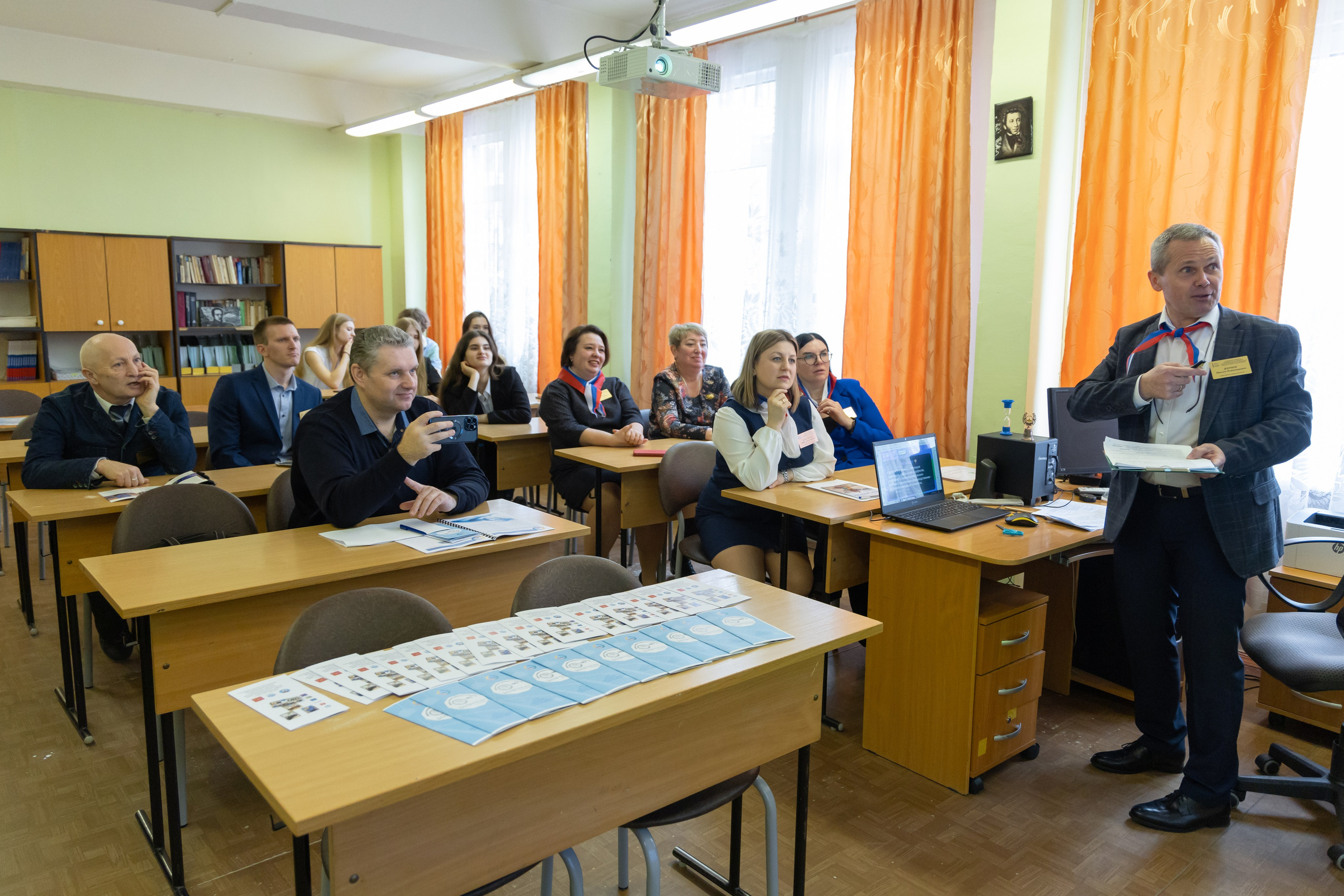 XIV ПМОФ '24. Школа 683. Евгений Матвеев — фотограф в Санкт-Петербурге