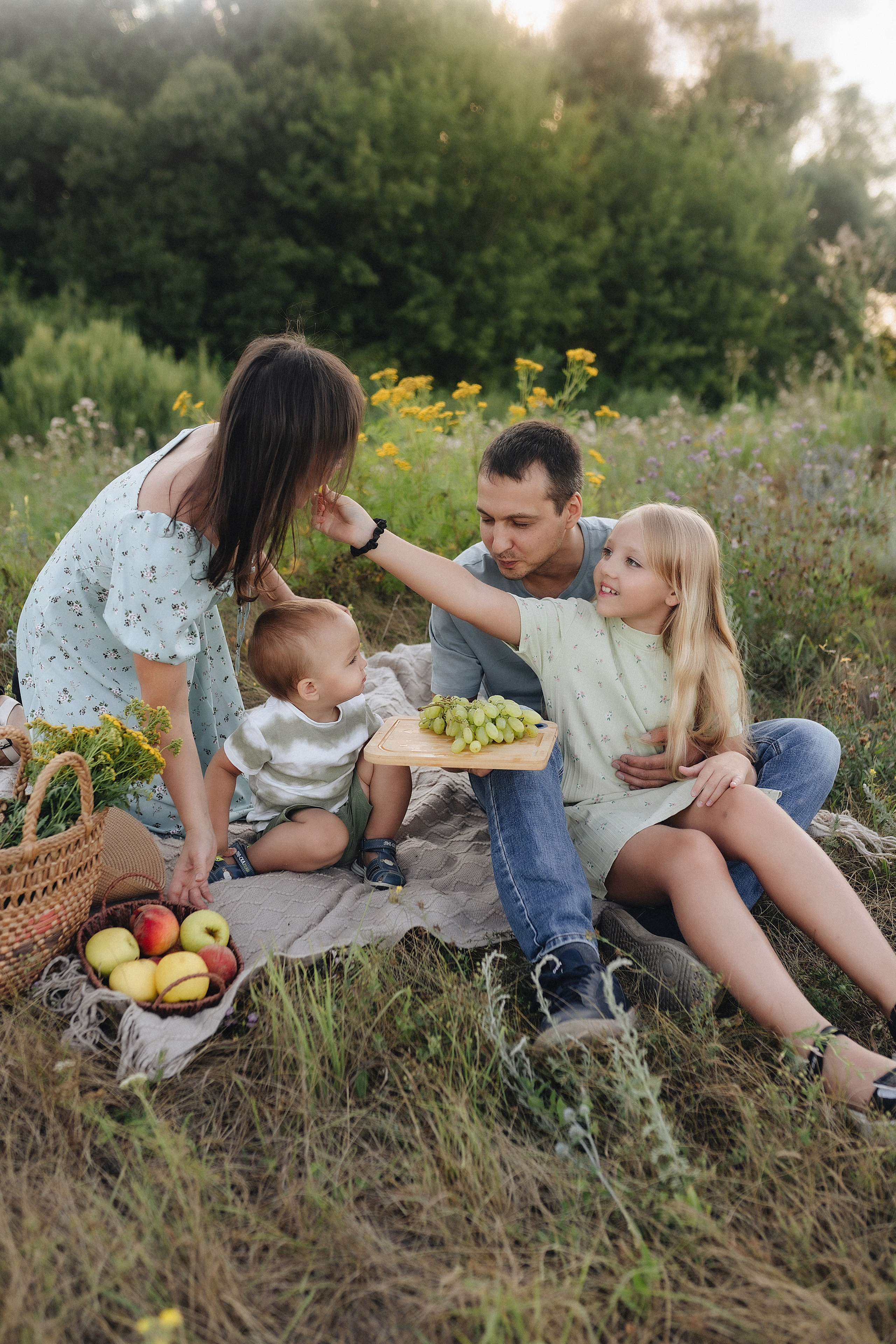 Семейная съемка на закате. Фотограф Карина Шмулёва. Воронеж и область