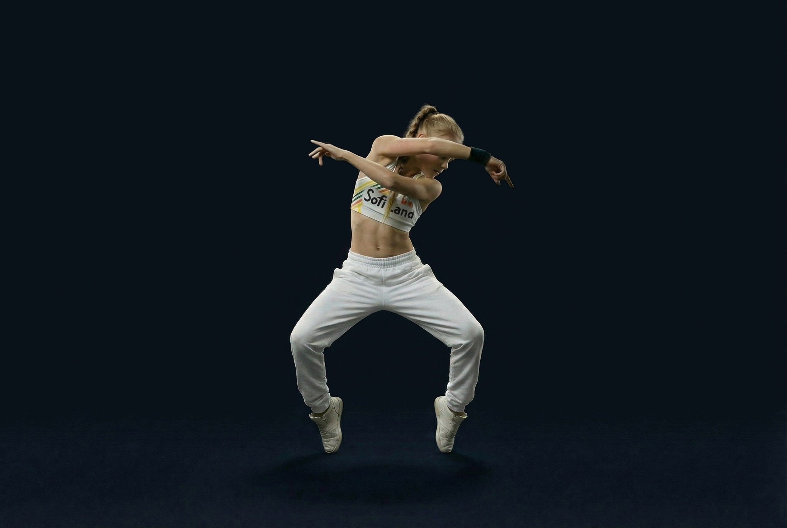 AI-проект для сайта СЦ Sofi Land. MIG — студия спортивной фотографии Михаила Голянского