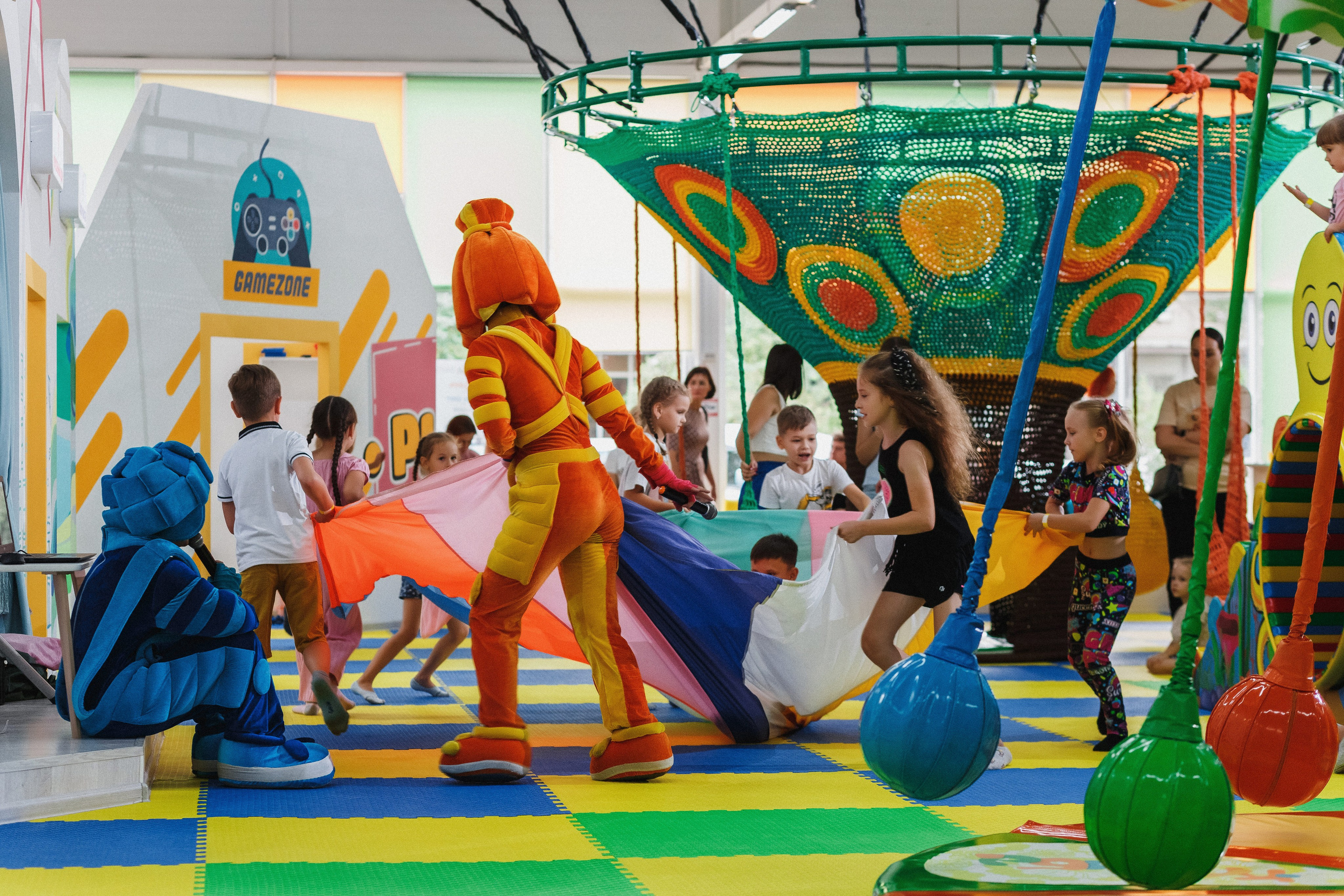 Волшебные моменты: детский праздник в игровой Клумба, Таганрог. Свадебный и семейный фотограф в Таганроге Бакарюк Антон