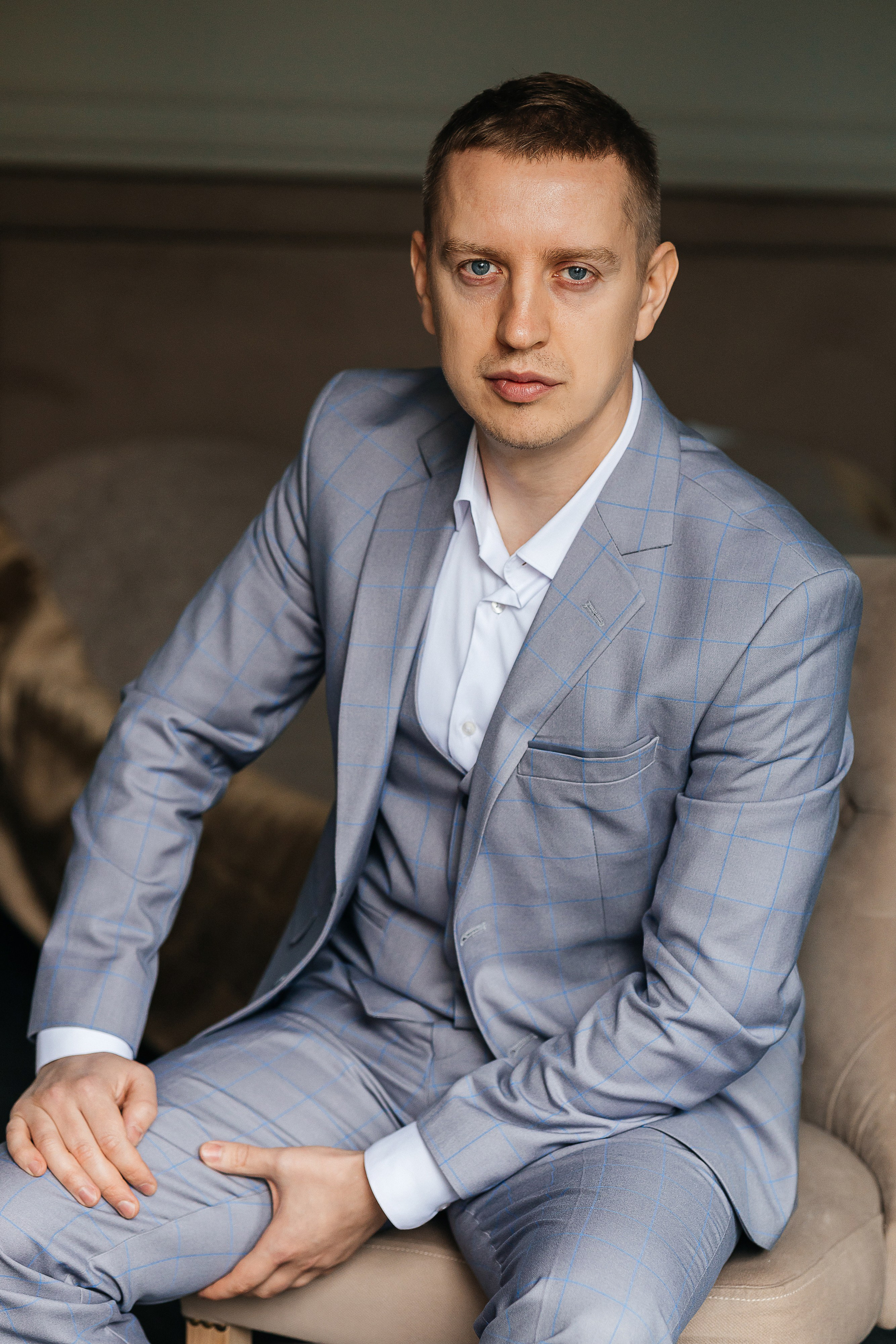 Фотосъемка невесты в эксклюзивном свадебном платье. Олег Сверчков | Свадебный фотограф Вологда