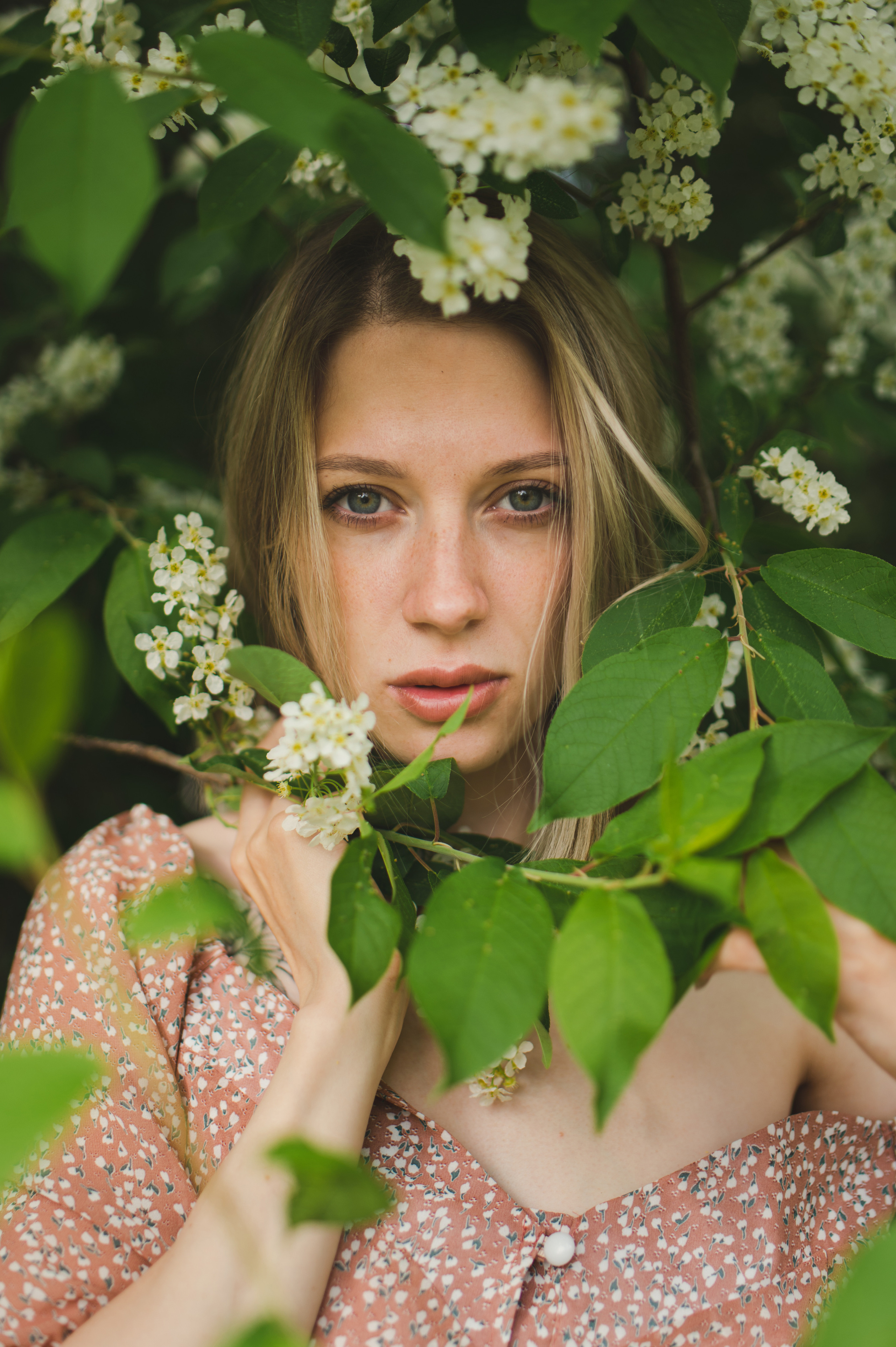 Женский портрет. Фотограф новорождённых и беременных в г. Ноябрьск