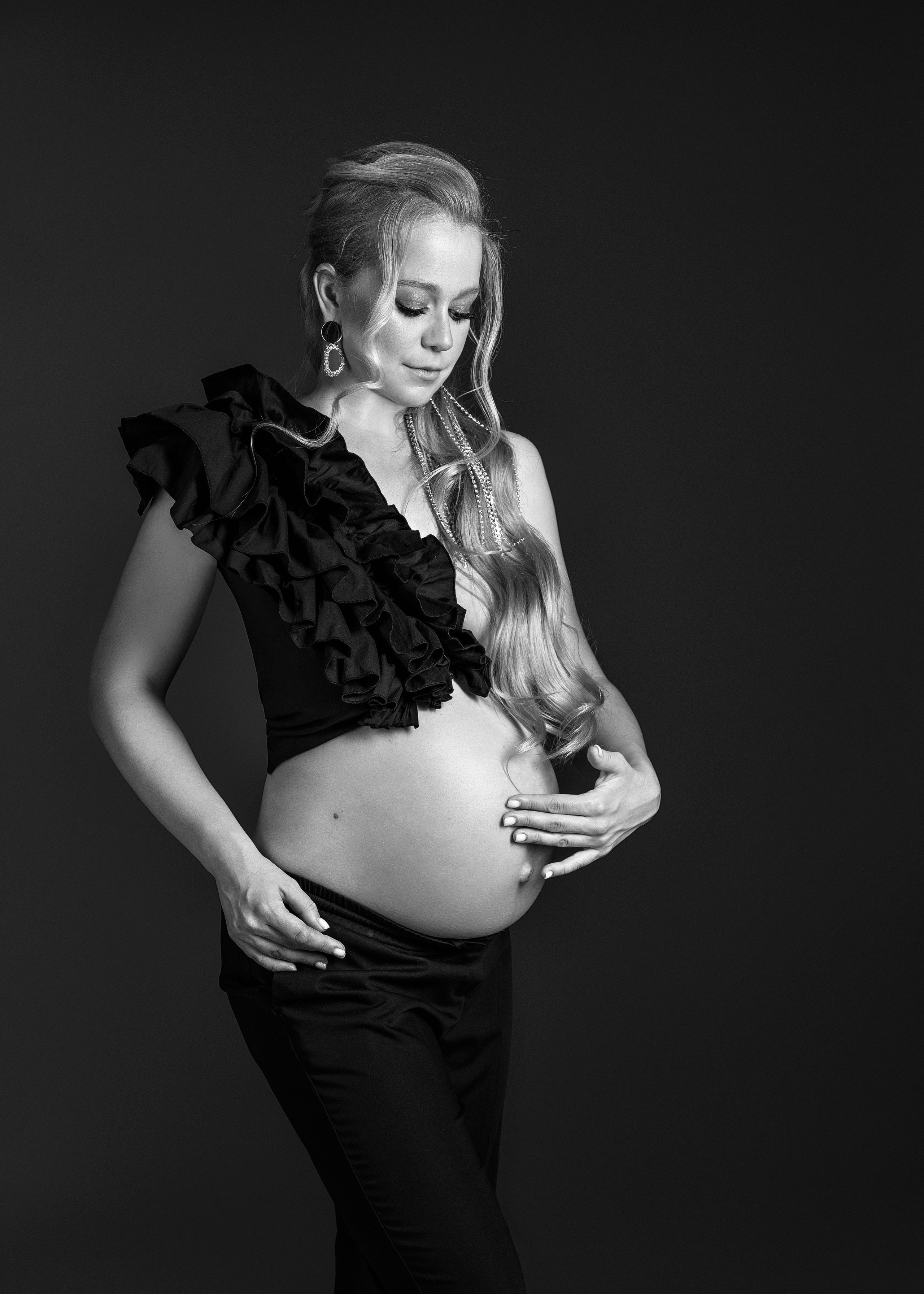 БЕРЕМЕННЫЕ. Фотограф новорождённых и беременных в г. Ноябрьск