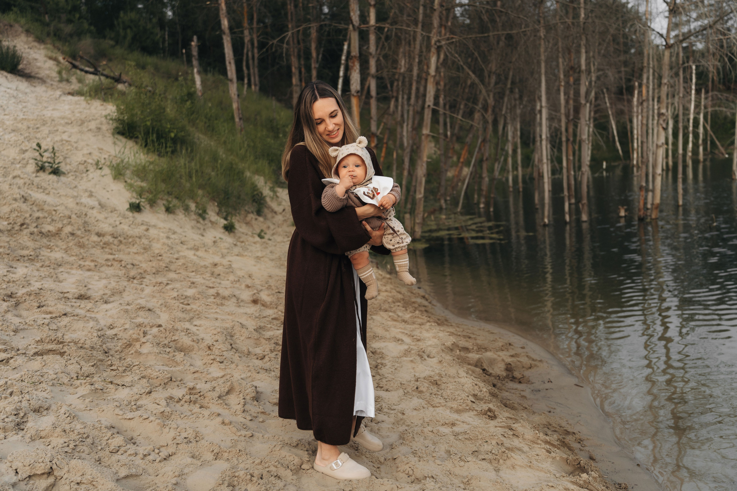 На озере. Ваш фотограф Вика Артемова