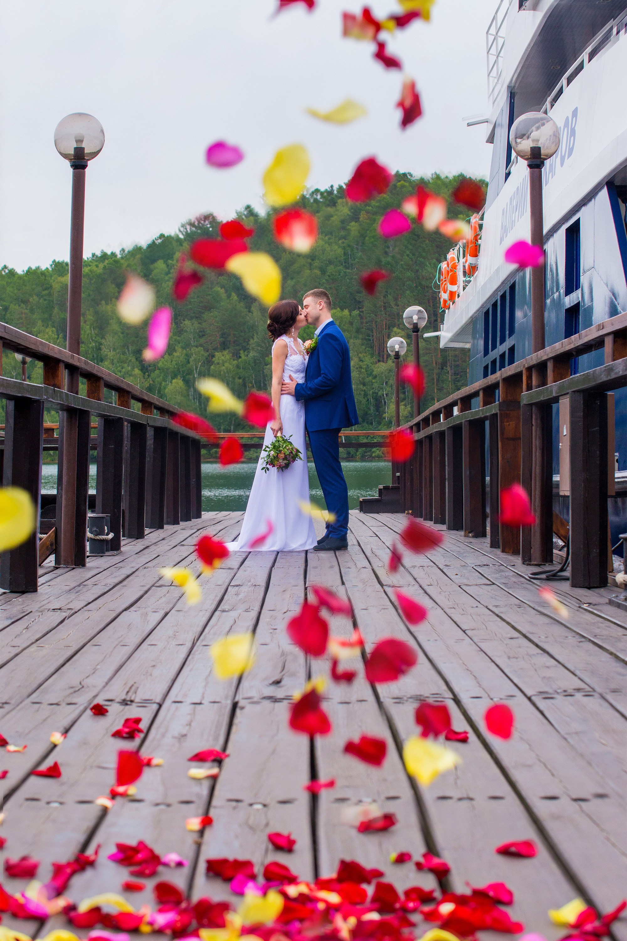 Свадебный фотограф Иркутск. Фотограф видеограф Иркутск фото видео студия Алексея Марамзина