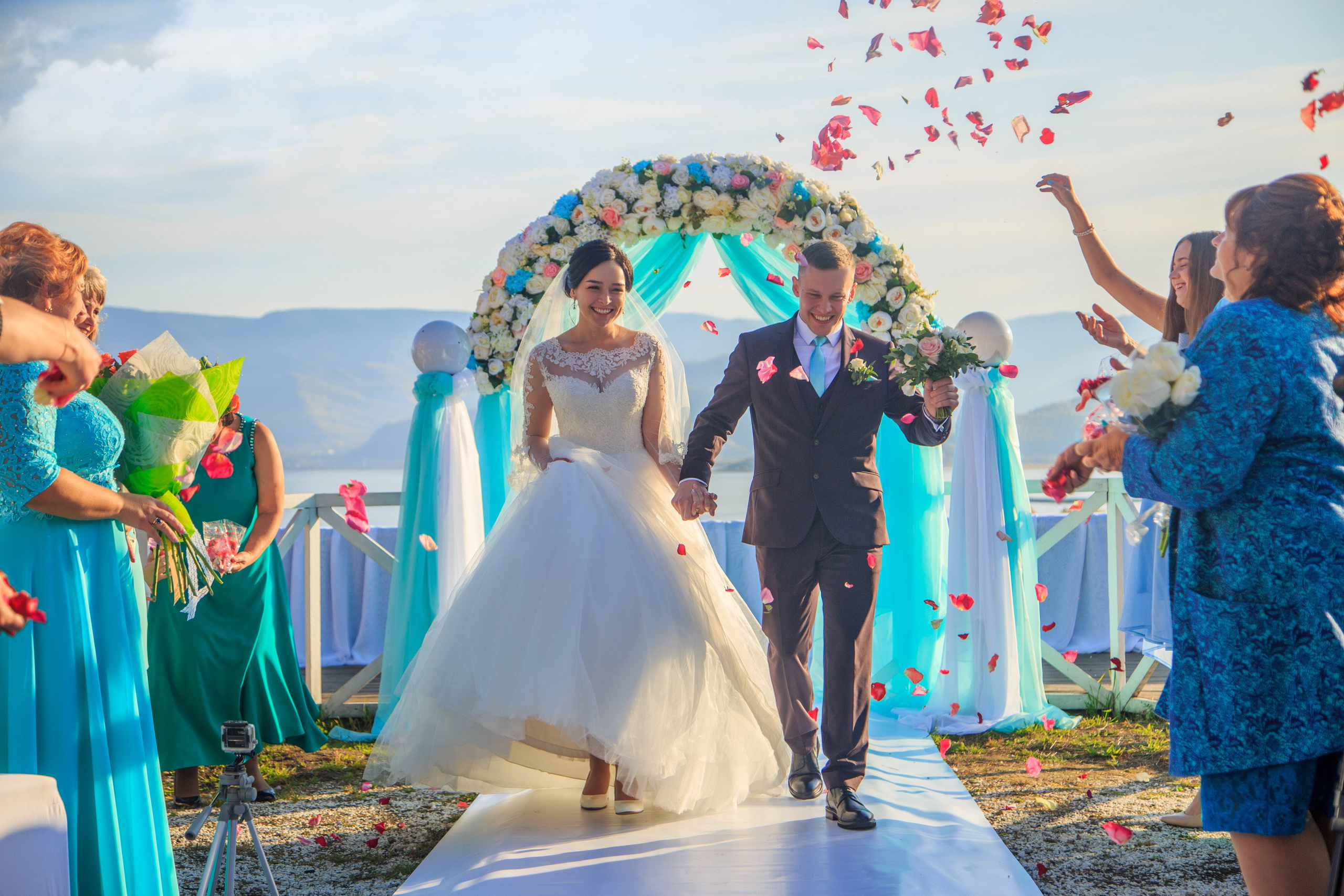 Свадебный фотограф Иркутск. Фотограф видеограф Иркутск фото видео студия Алексея Марамзина