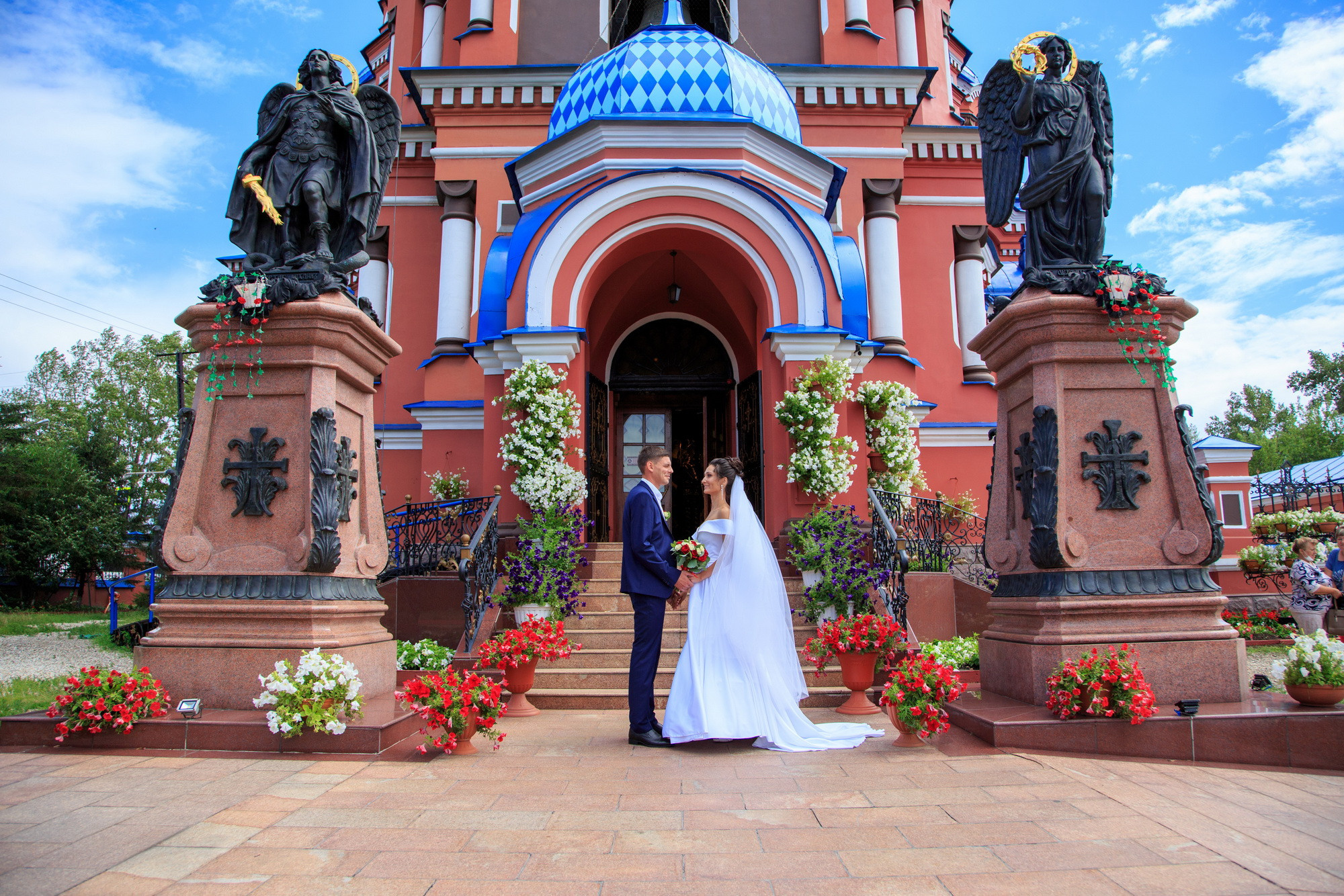 Свадебный фотограф Иркутск. Фотограф видеограф Иркутск фото видео студия Алексея Марамзина
