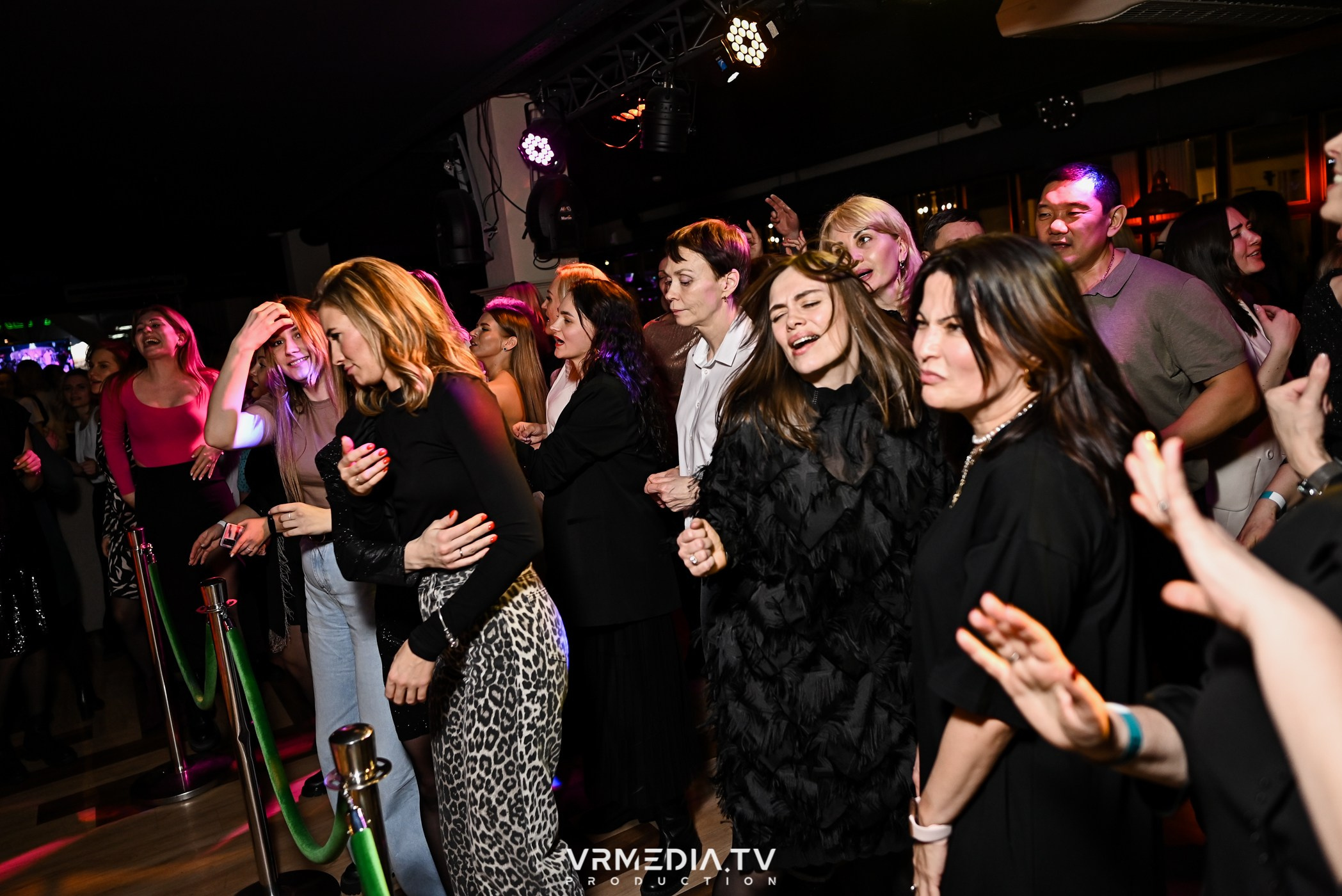 Международный женский день в ресторане «Мюнхен»