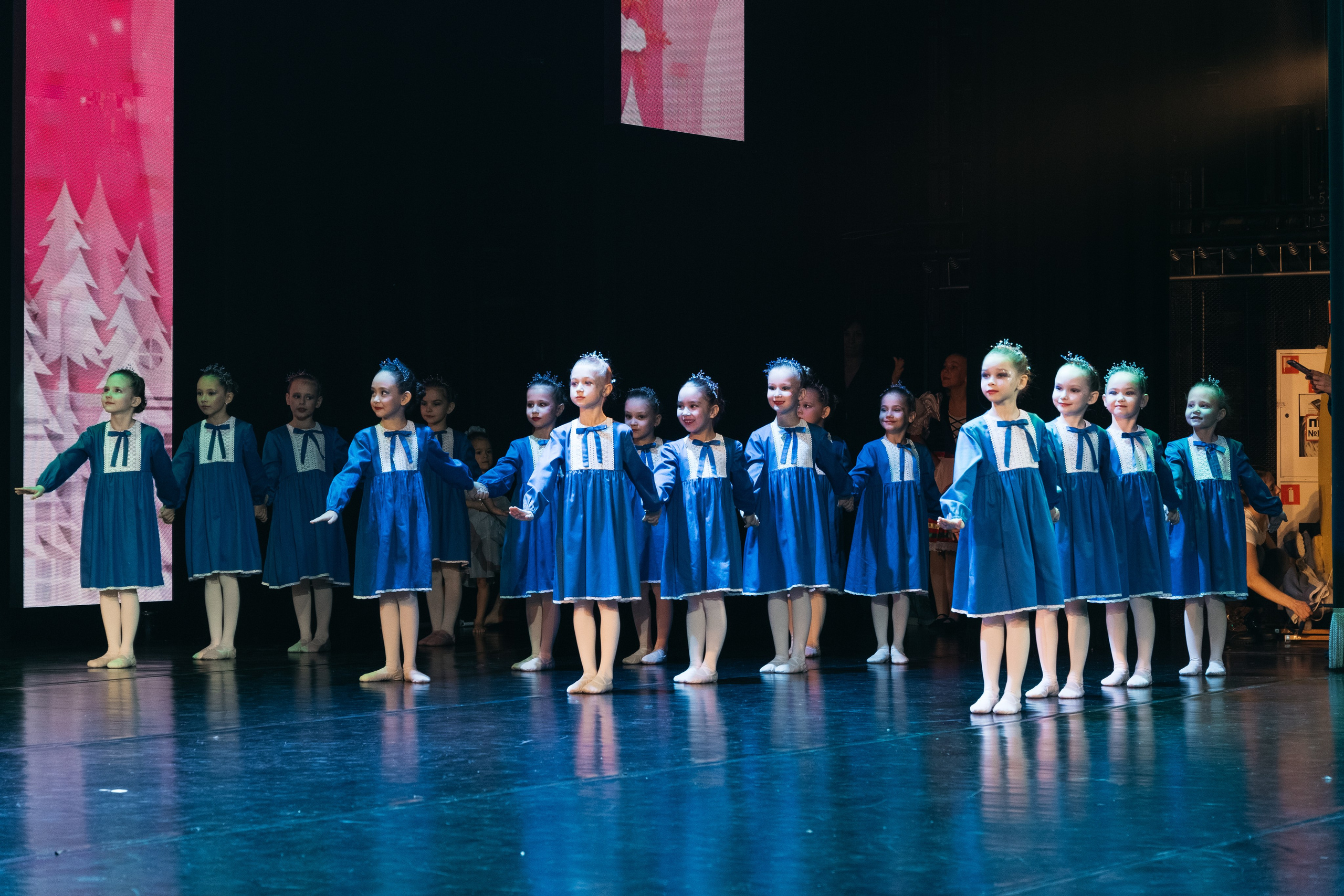 СурГУ 23.12.23. Репортажный и свадебный фотограф в Сургуте